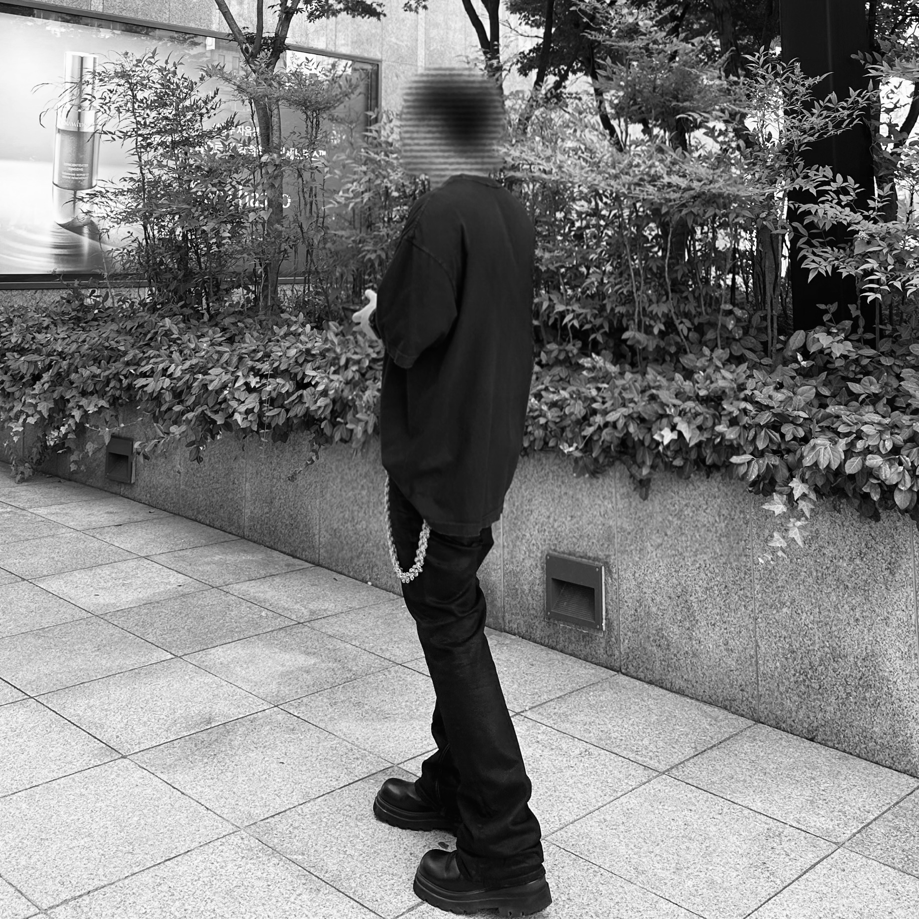 Undermycar Leachianus Multiple Tangles Double Logo Chain Down Blue - 23SS, Undermycar Ring Multi Rings Flared Coating Jeans Pavement - 23FW 착용 스타일 - 2