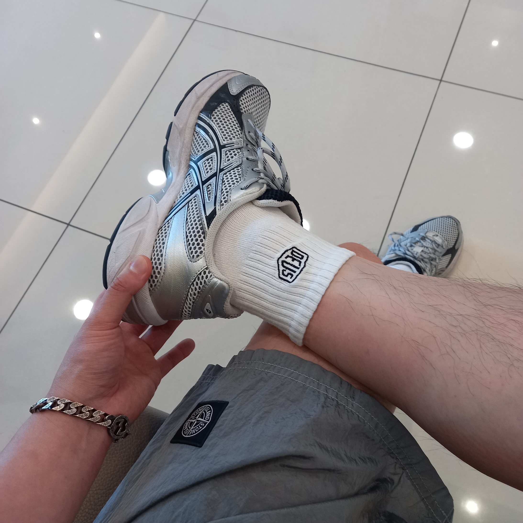 Asics Gel-1130 White Black, Stone Island B0943 Nylon Metal Swimming Trunk Sky Blue - 24SS 착용 스타일 - 1