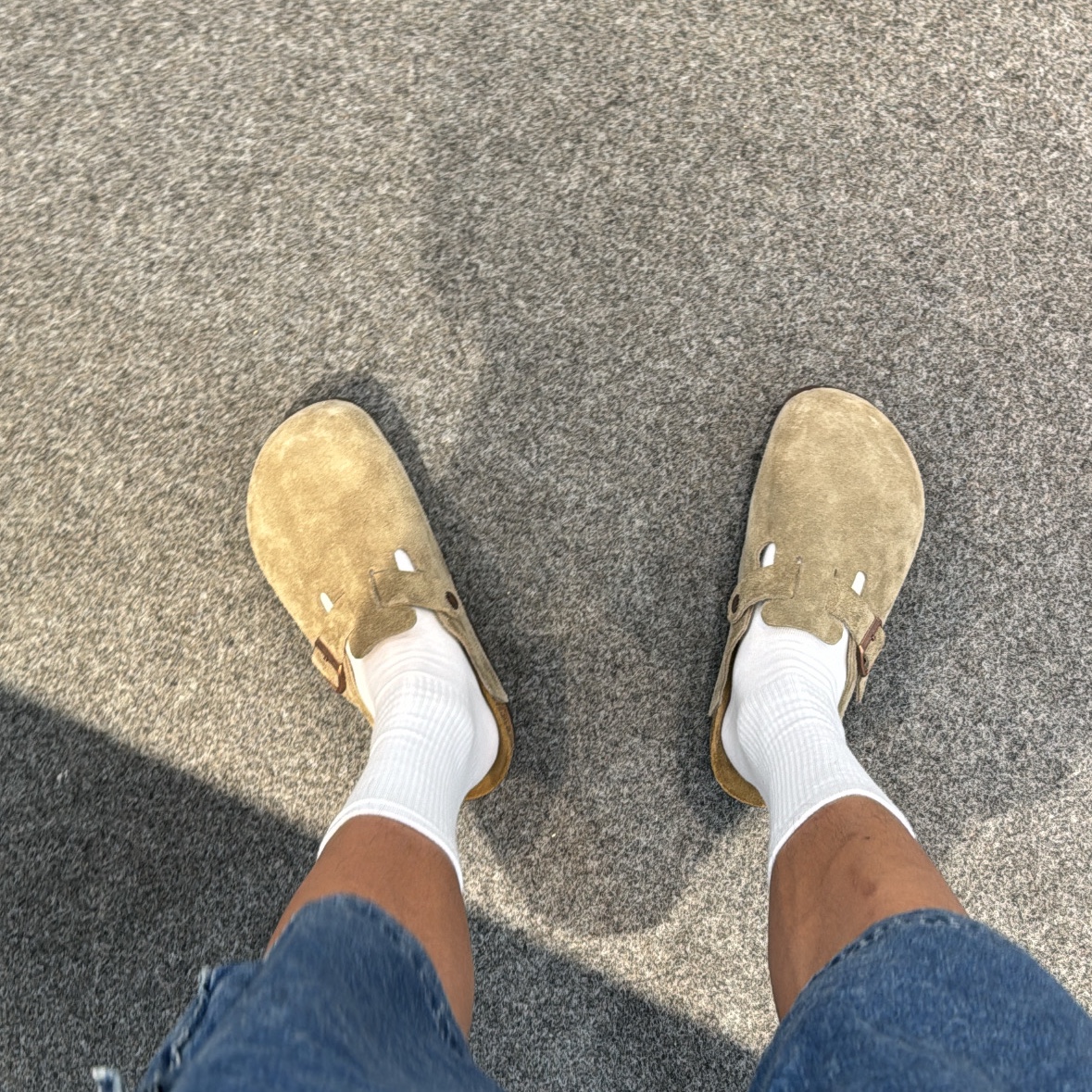 Birkenstock Boston Soft Footbed Taupe - Regular 착용 스타일 - 1