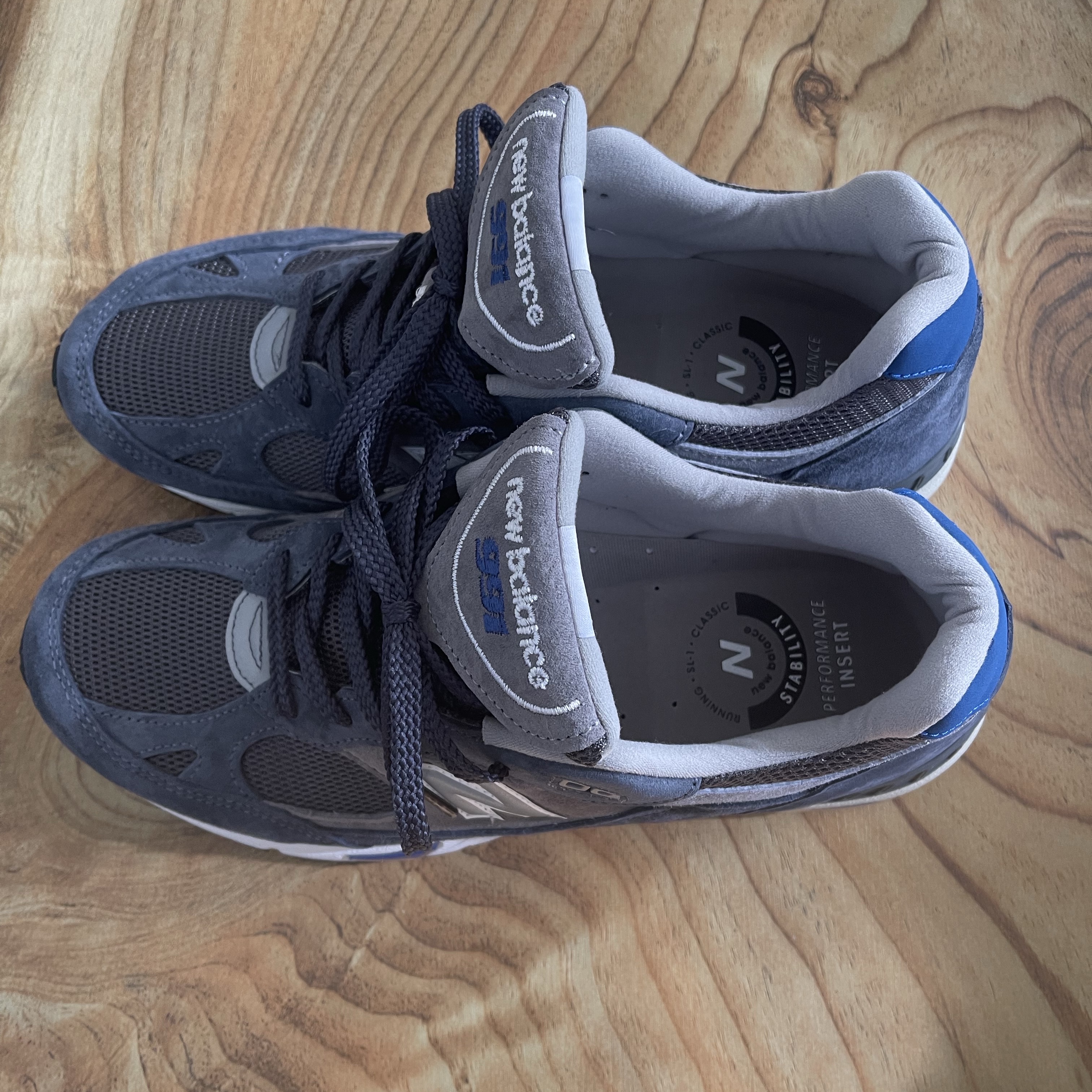 New Balance 991 Made in UK Grey Blue 착용 스타일 - 3