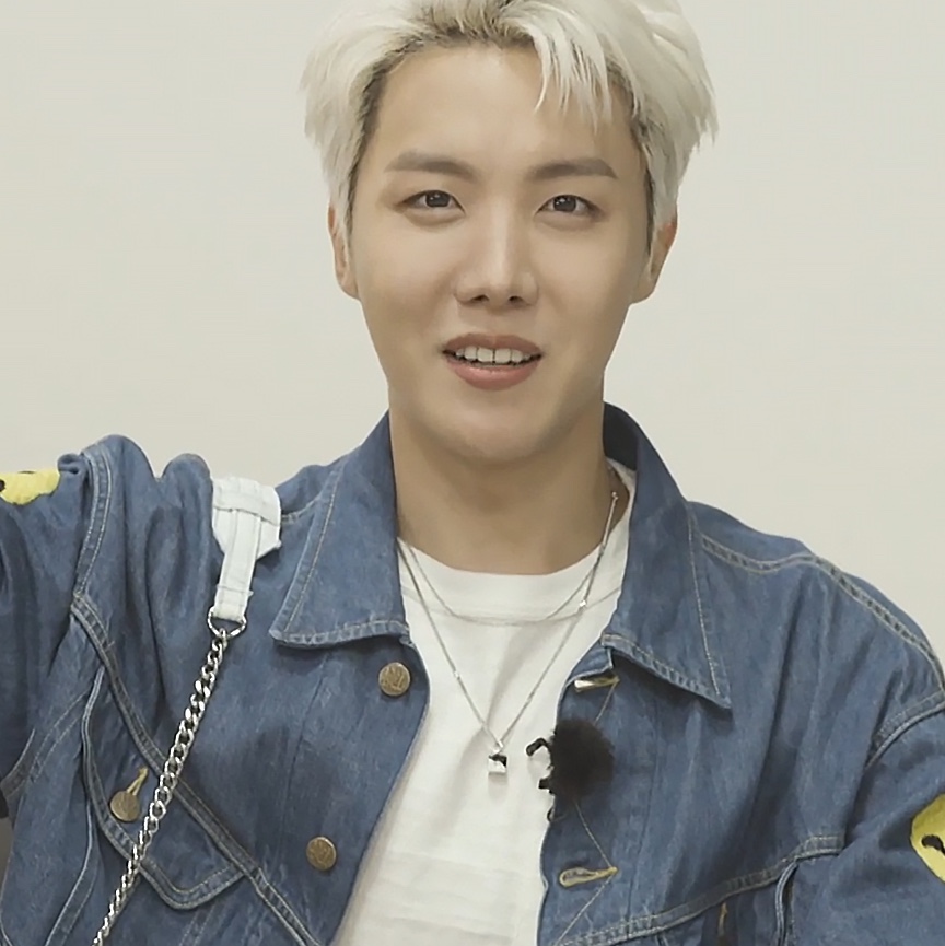 Nonenon Dice Necklace 착용 스타일