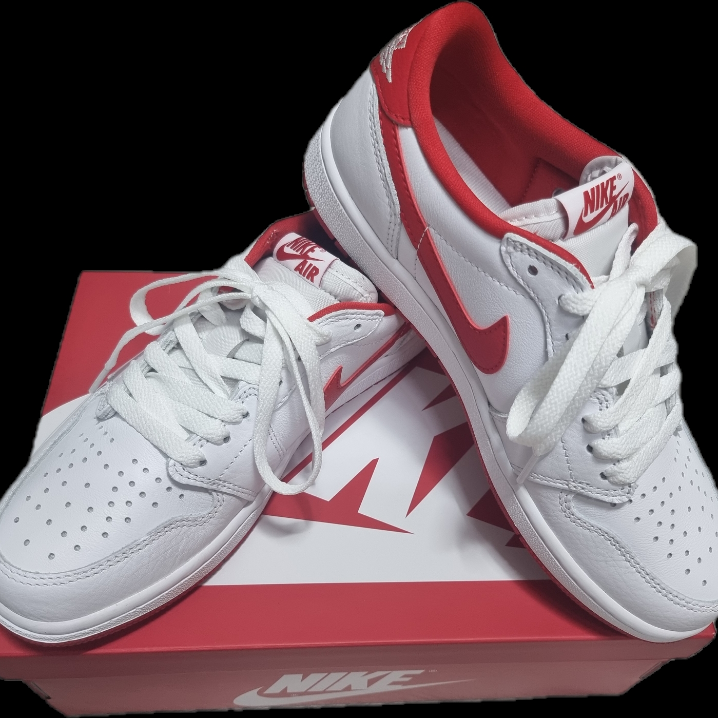 Jordan 1 Retro Low OG University Red 착용 스타일