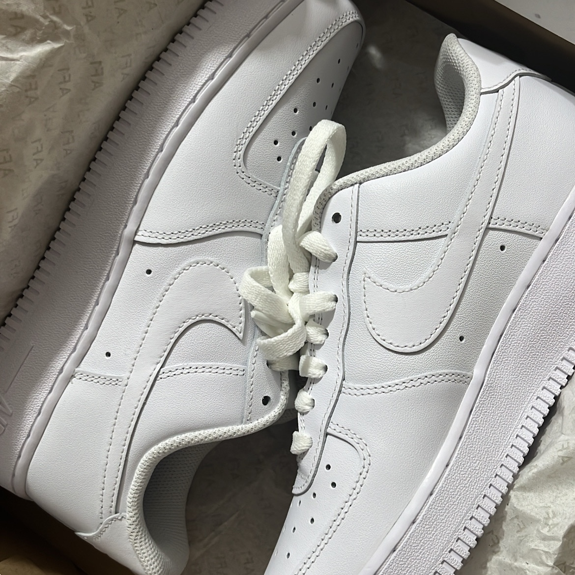Nike Air Force 1 '07 Low White 착용 스타일