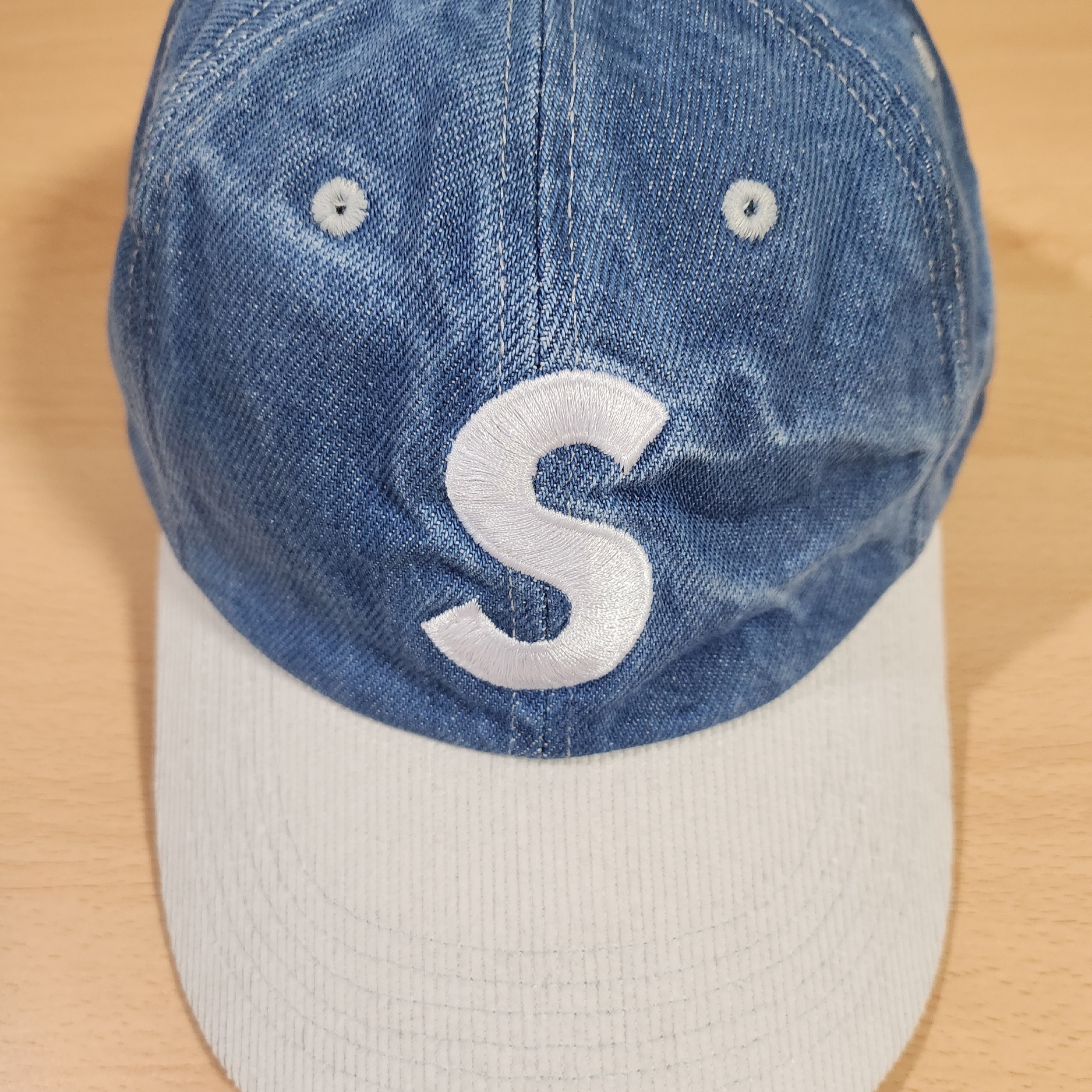 Supreme 2-Tone S Logo 6-Panel Washed Denim - 24SS 착용 스타일