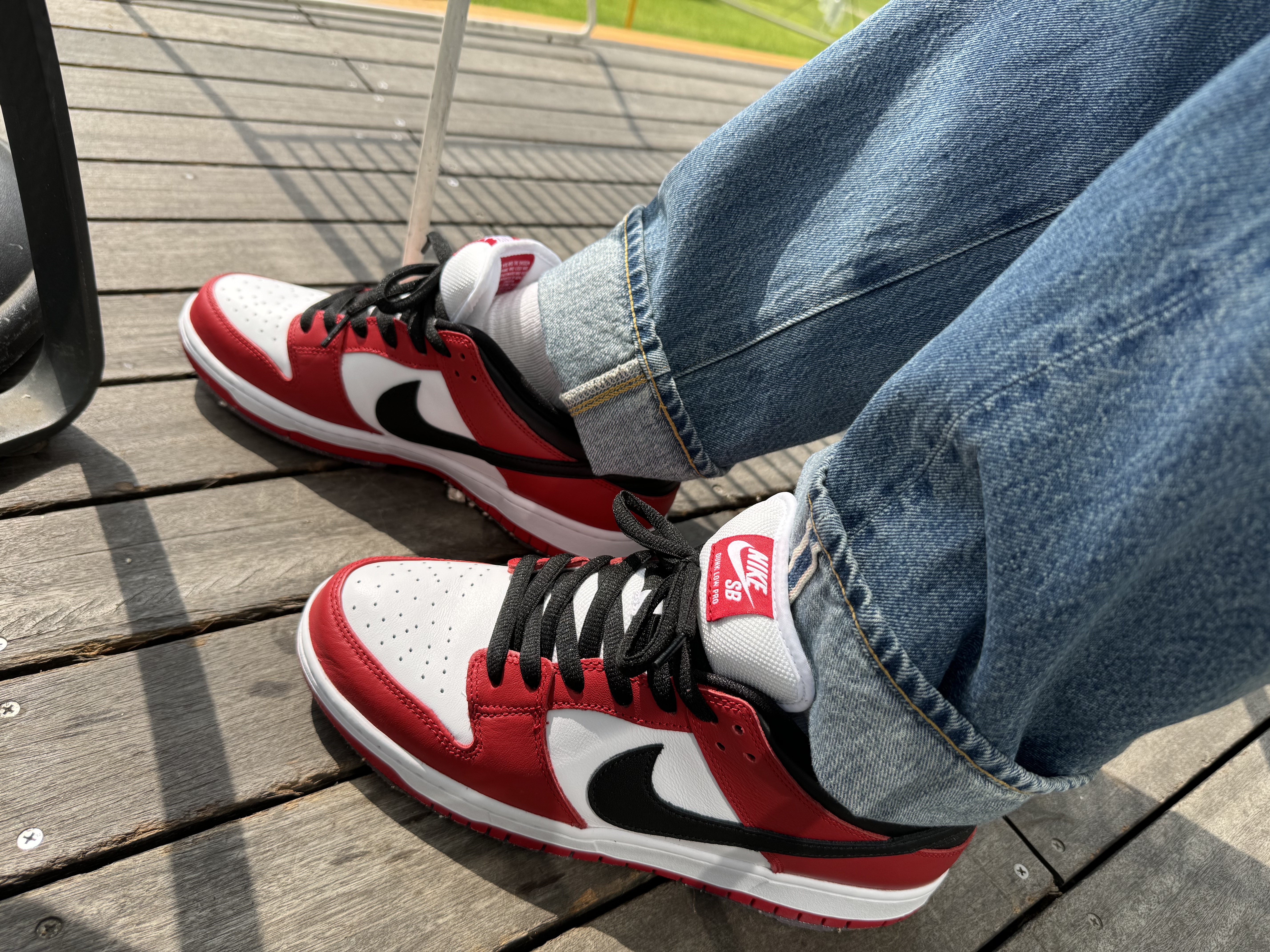 Nike SB Dunk Low Pro Chicago, Levi's LVC 1955 Japan 501 Jean Blackjack Blue 착용 스타일 - 1