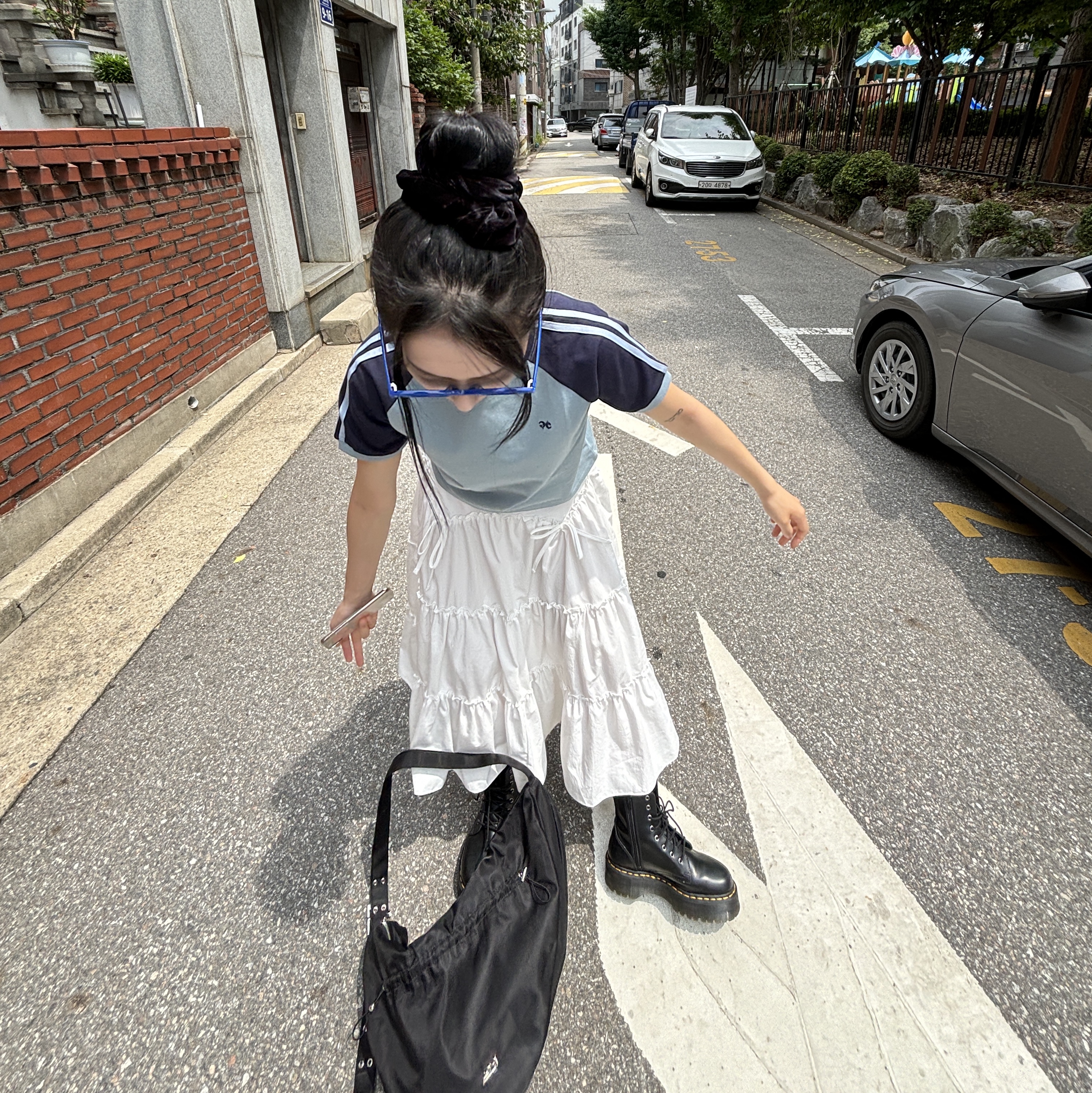 Yieyie Women Sophia Bag Glossy Black 착용 스타일 - 3