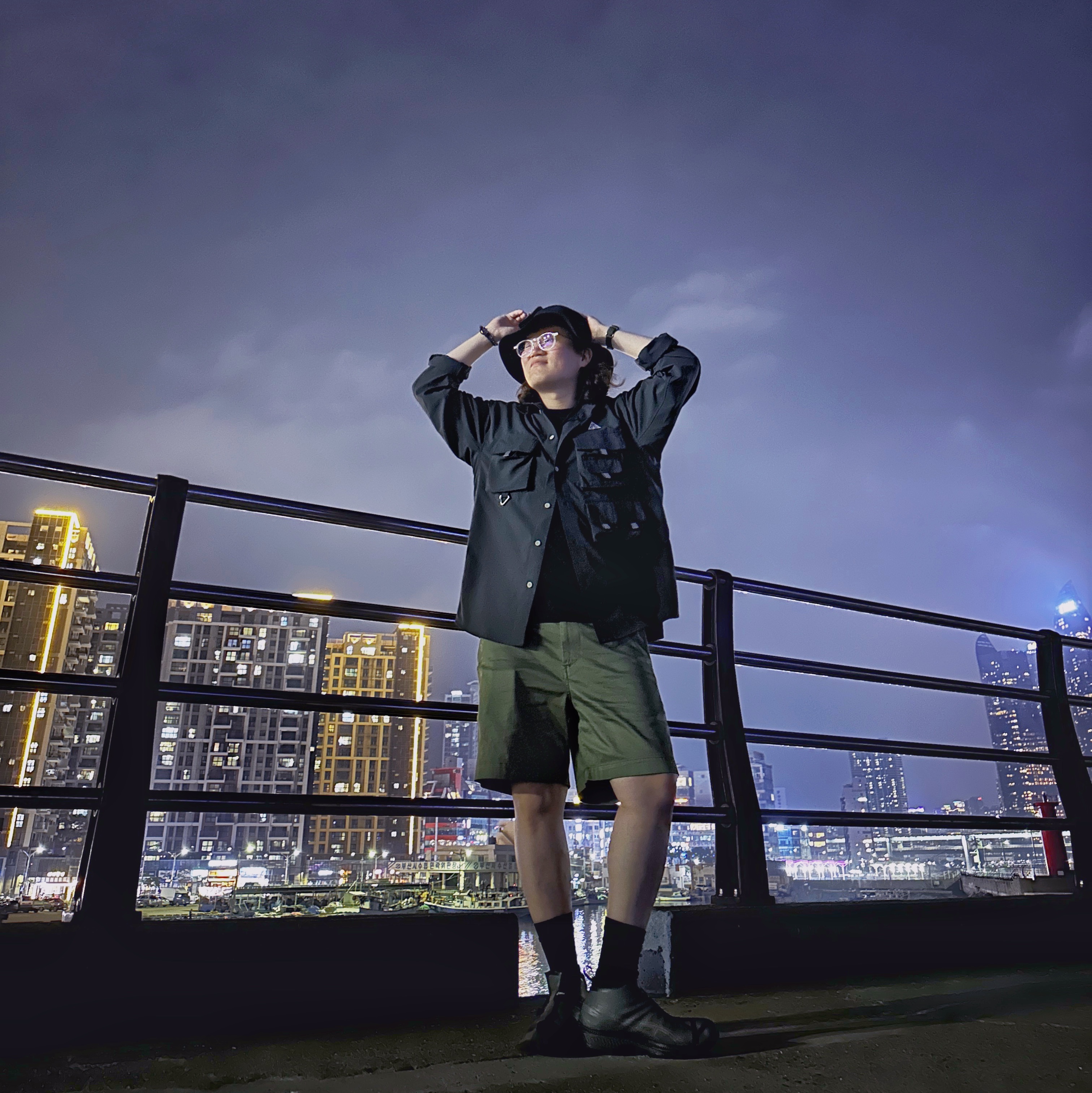 Asics x Vivienne Westwood Gel-Kayano 27 LTX Black, Nike ACG Dri-Fit UV Devastation Trail Shirt Dark Smoke Grey - US/EU 착용 스타일 - 1