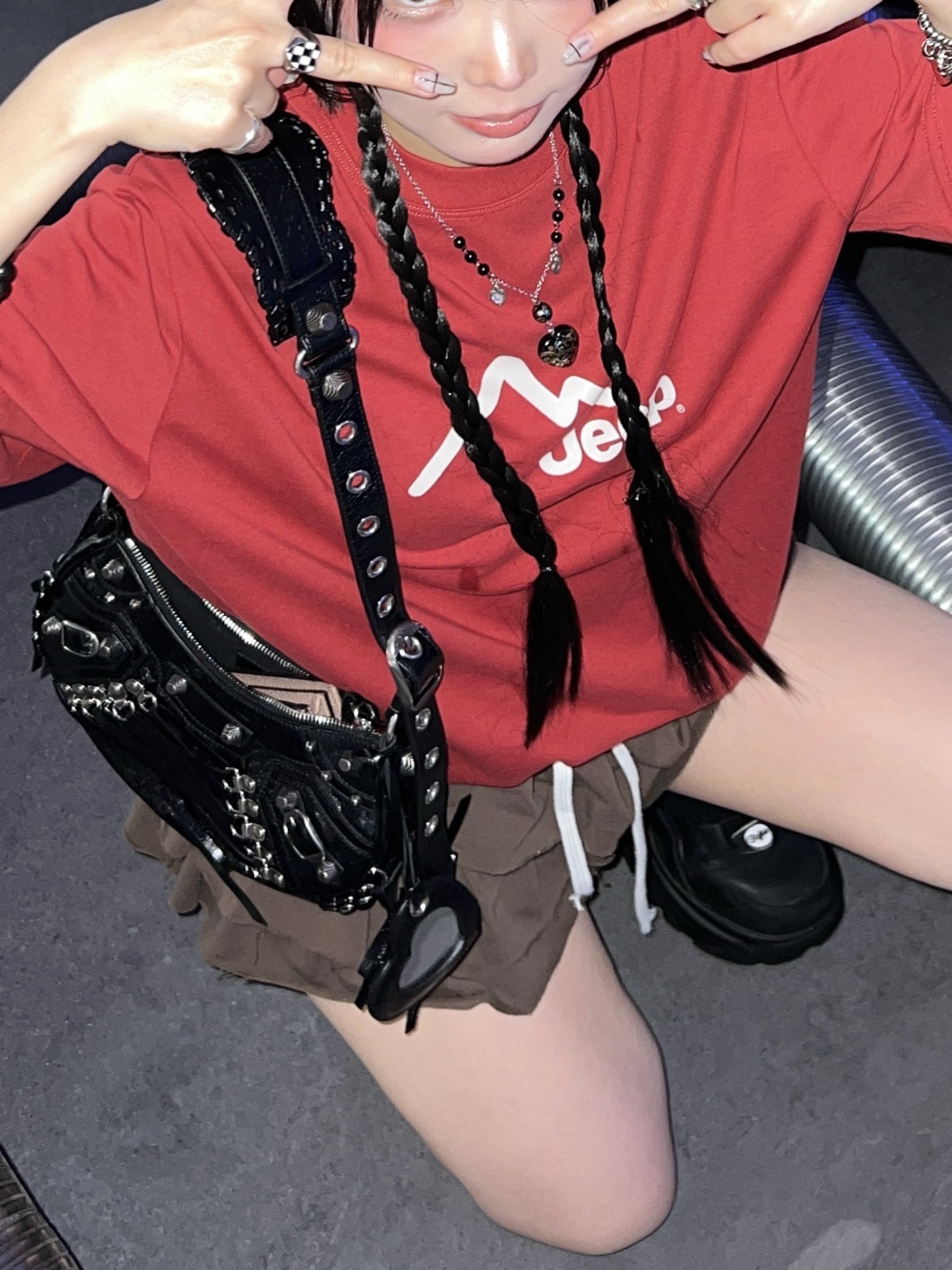 Balenciaga Le Cagole XS Shoulder Bag With Corset Black, Charles Jeffrey Loverboy Chunky Ears Beanie Black (Without Medals) 착용 스타일 - 2