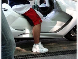 Nike x Stussy Air Flight 89 Low White Habanero Red Sail 착용 스타일 - 2