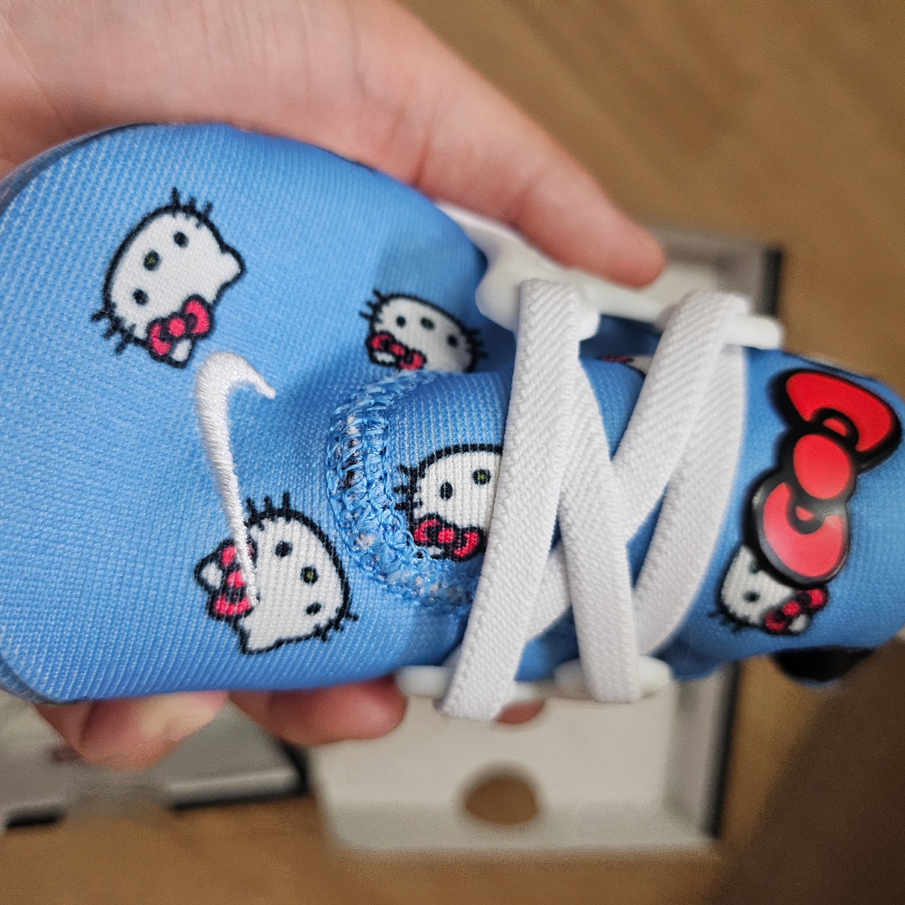 (TD) Nike x Hello Kitty Air Presto University Blue 착용 스타일 - 1