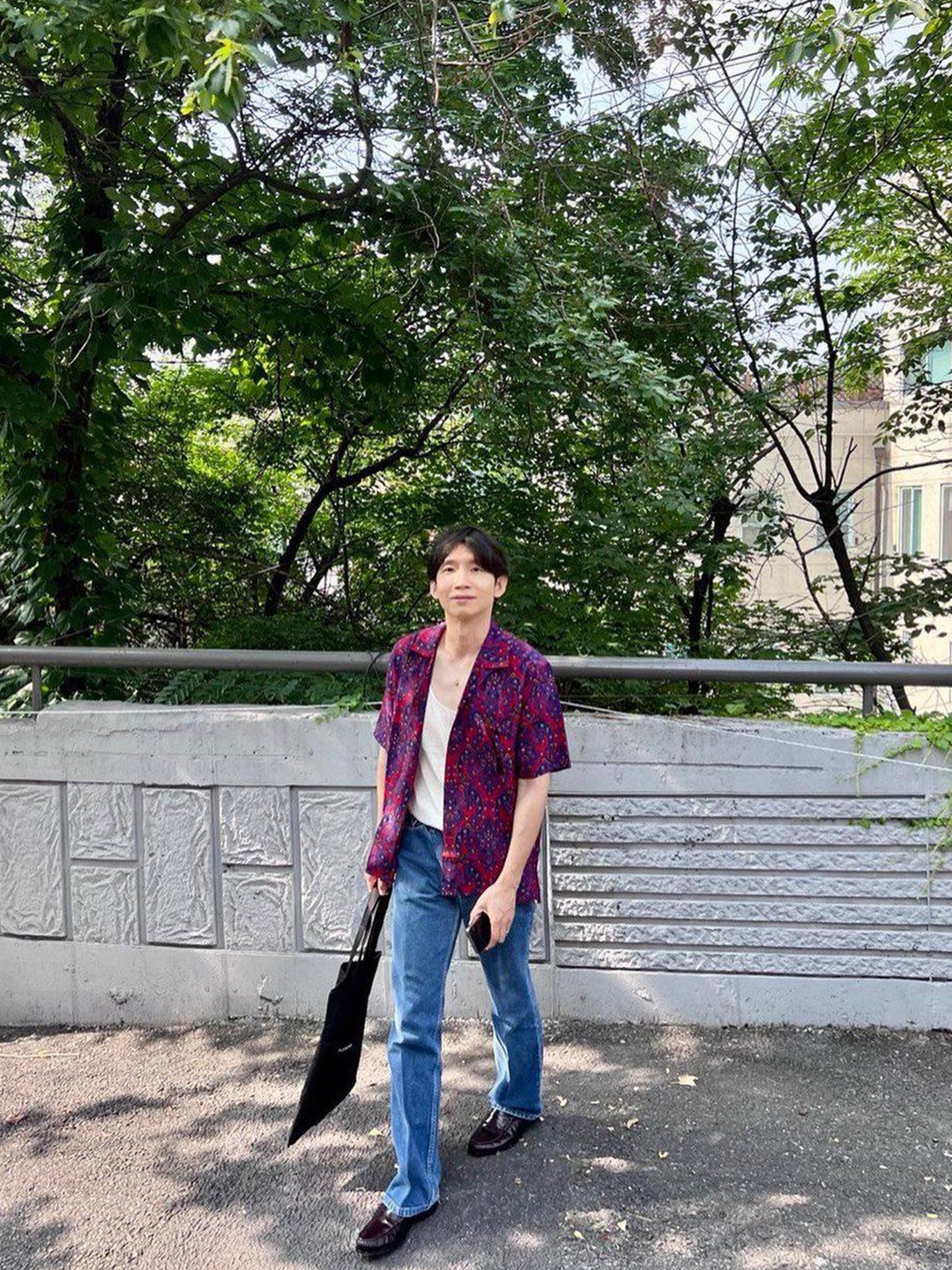 Human Made Duck S/S Shirt White, Stussy Boxy Flat Hem Crinkled Shirt Blue Check 착용 스타일 - 5