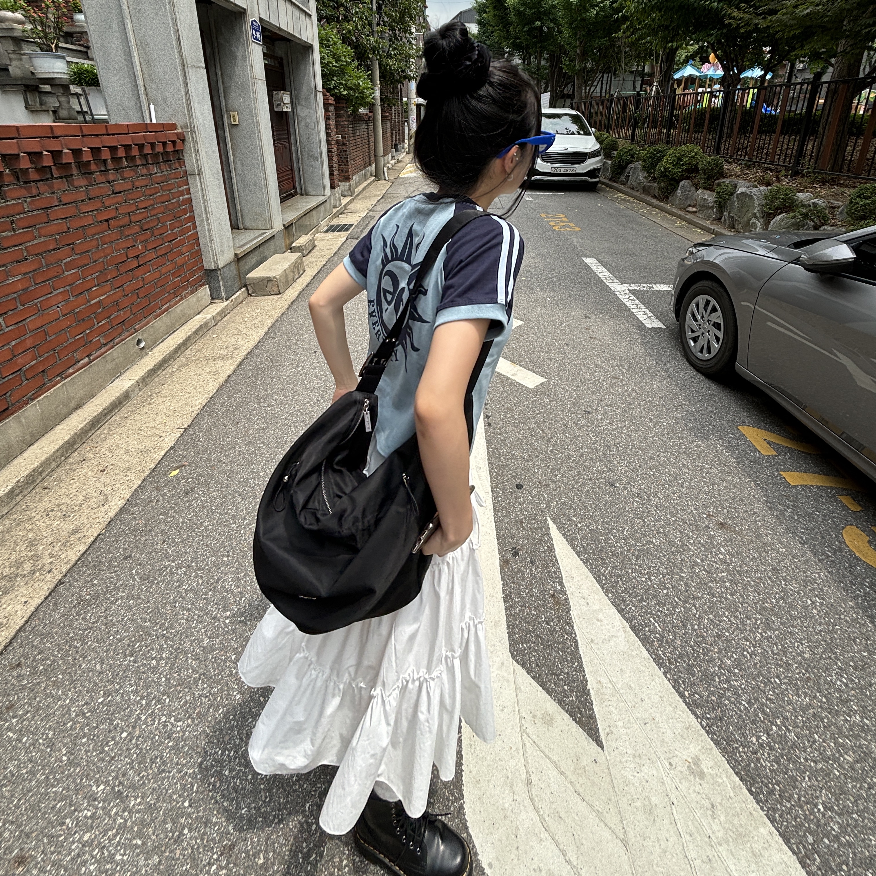 Yieyie Women Sophia Bag Glossy Black 착용 스타일 - 4