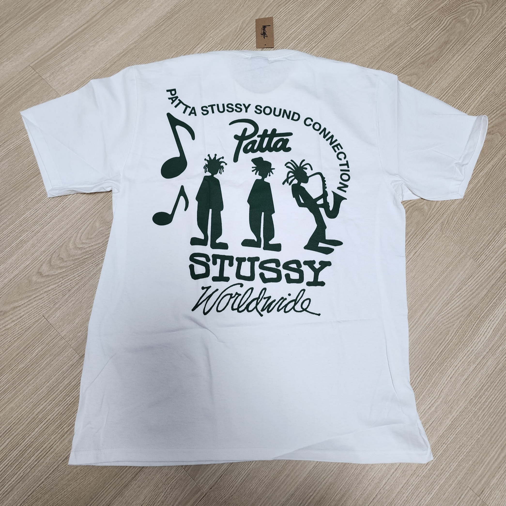 Stussy x Patta Sound Connection T-Shirt White 착용 스타일