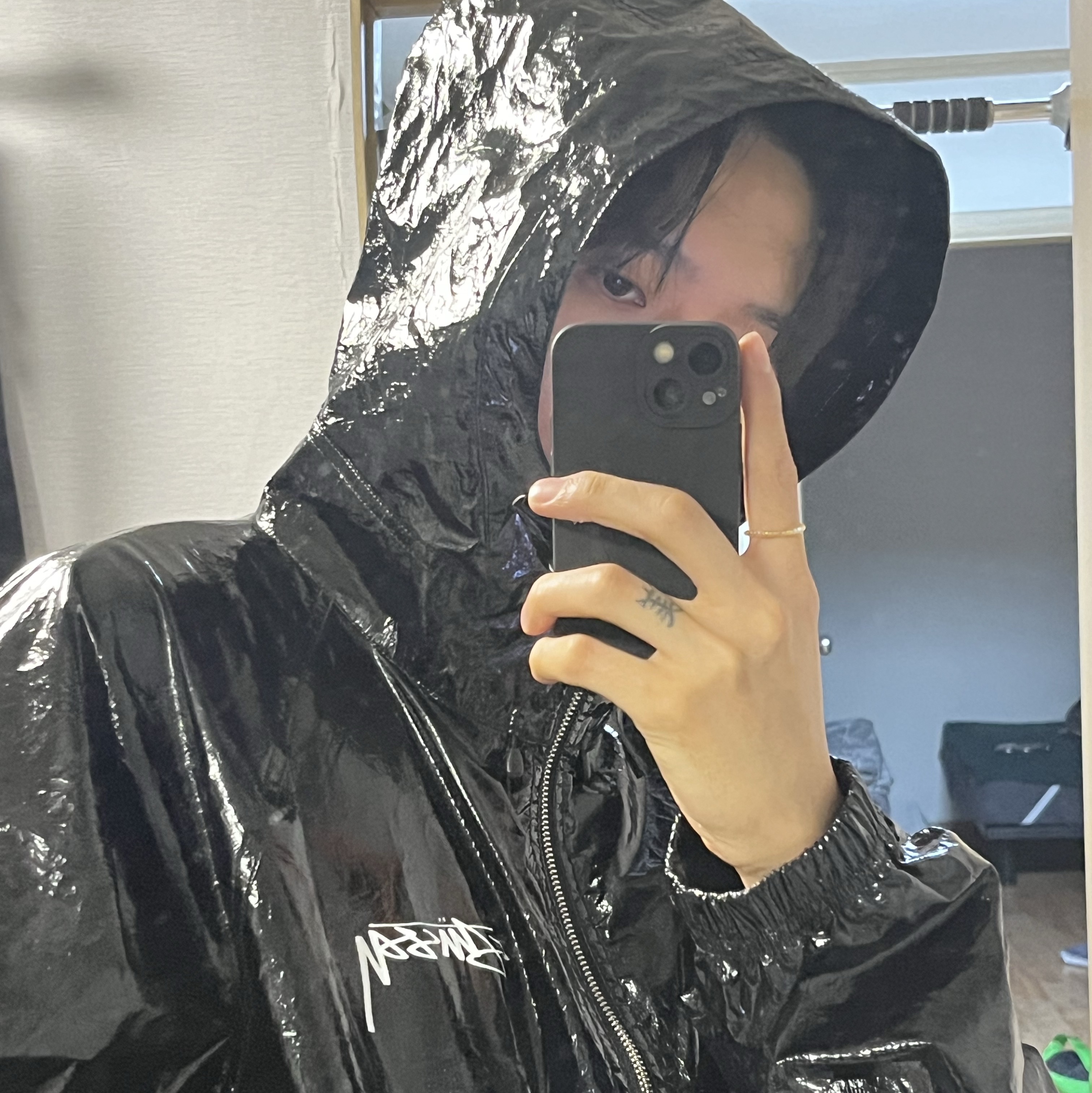 Stussy Beach Shell Coated Ripstop Black 착용 스타일 - 1