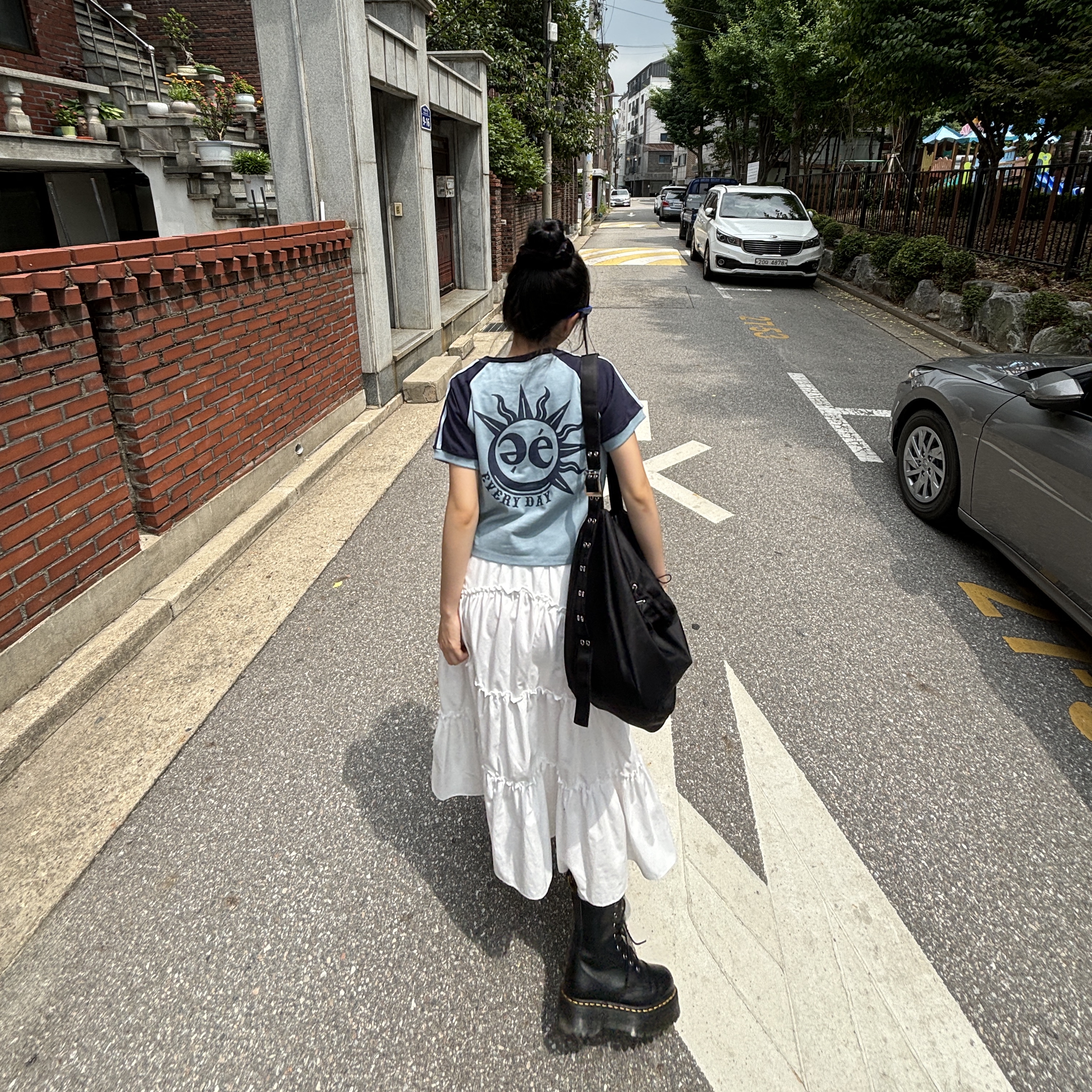Yieyie Women Sophia Bag Glossy Black 착용 스타일 - 5