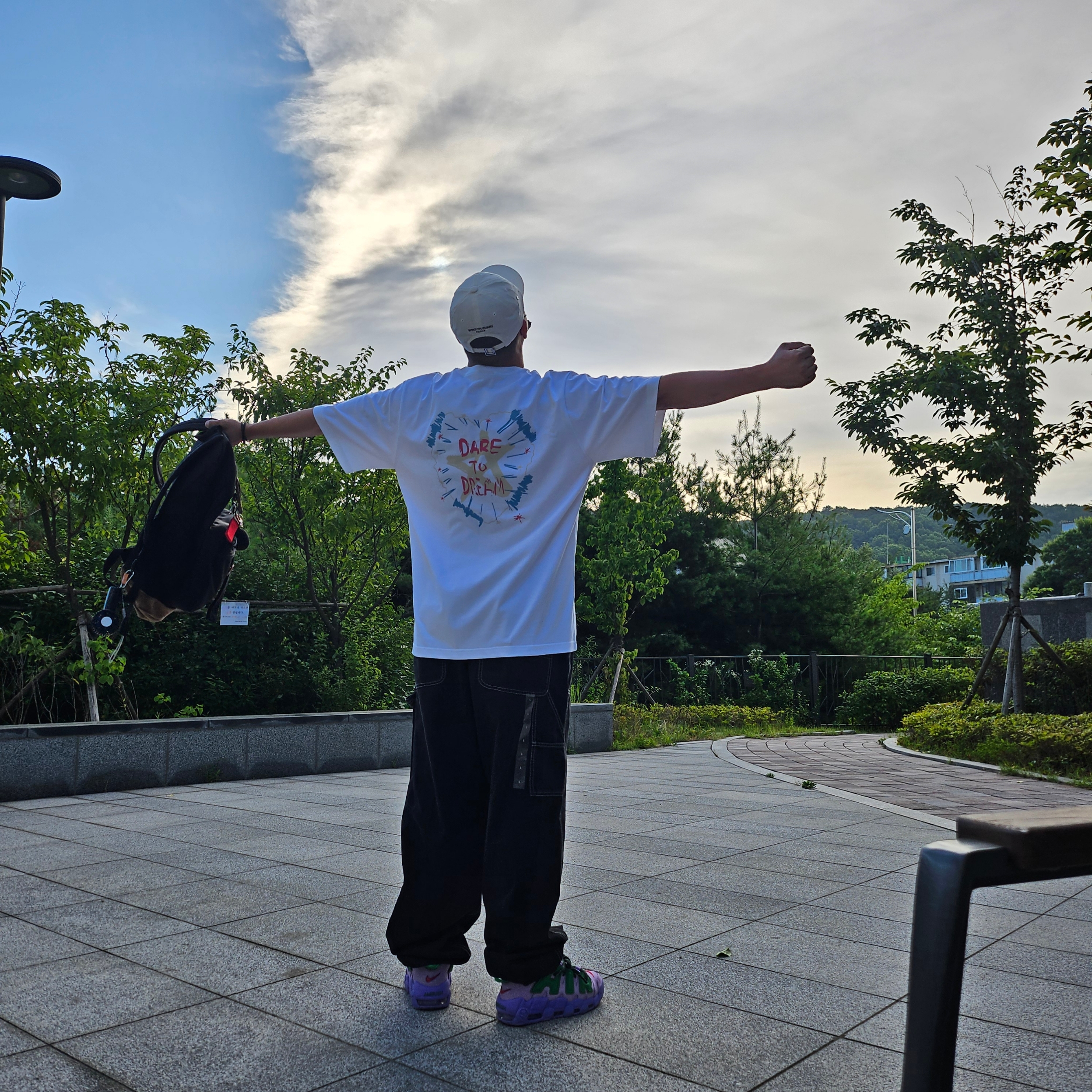 Wooyoungmi Logo Ball Cap White - 23SS, Nike x Ambush Air More Uptempo Low Lilac and Apple Green 착용 스타일 - 5
