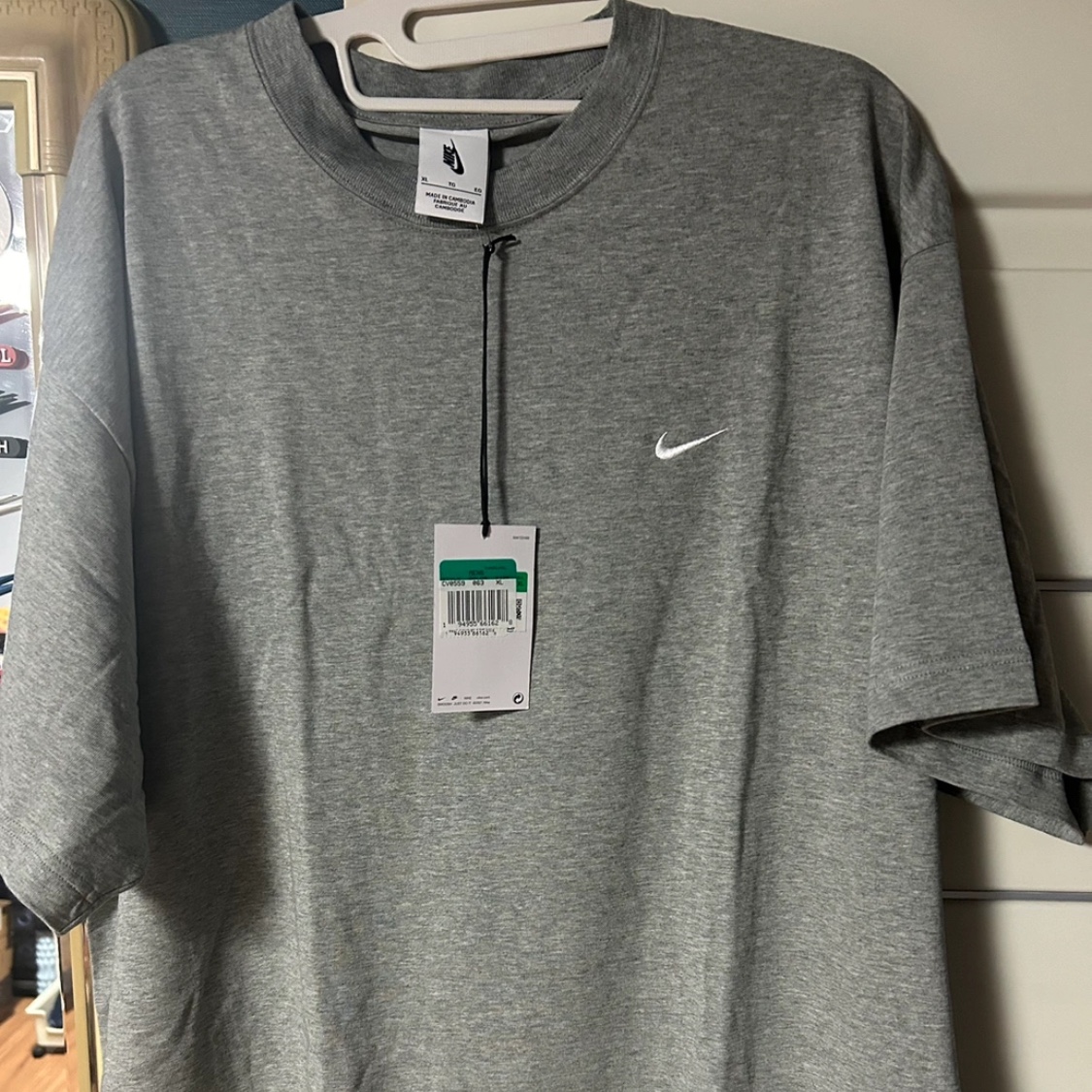 Nike NRG Solo Swoosh T-Shirt Dark Grey Heather - US/EU 착용 스타일