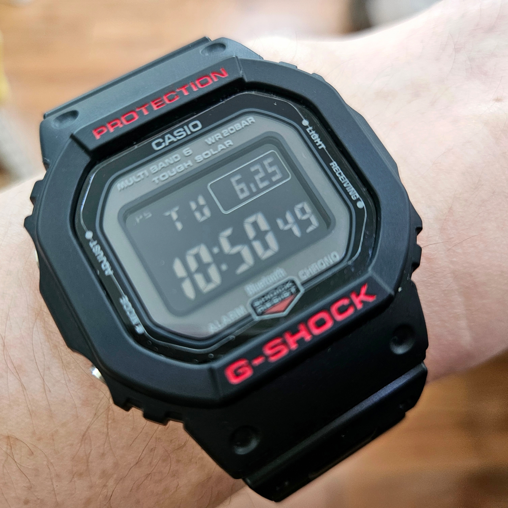 Casio G-Shock GW-B5600HR-1DR 착용 스타일 - 1