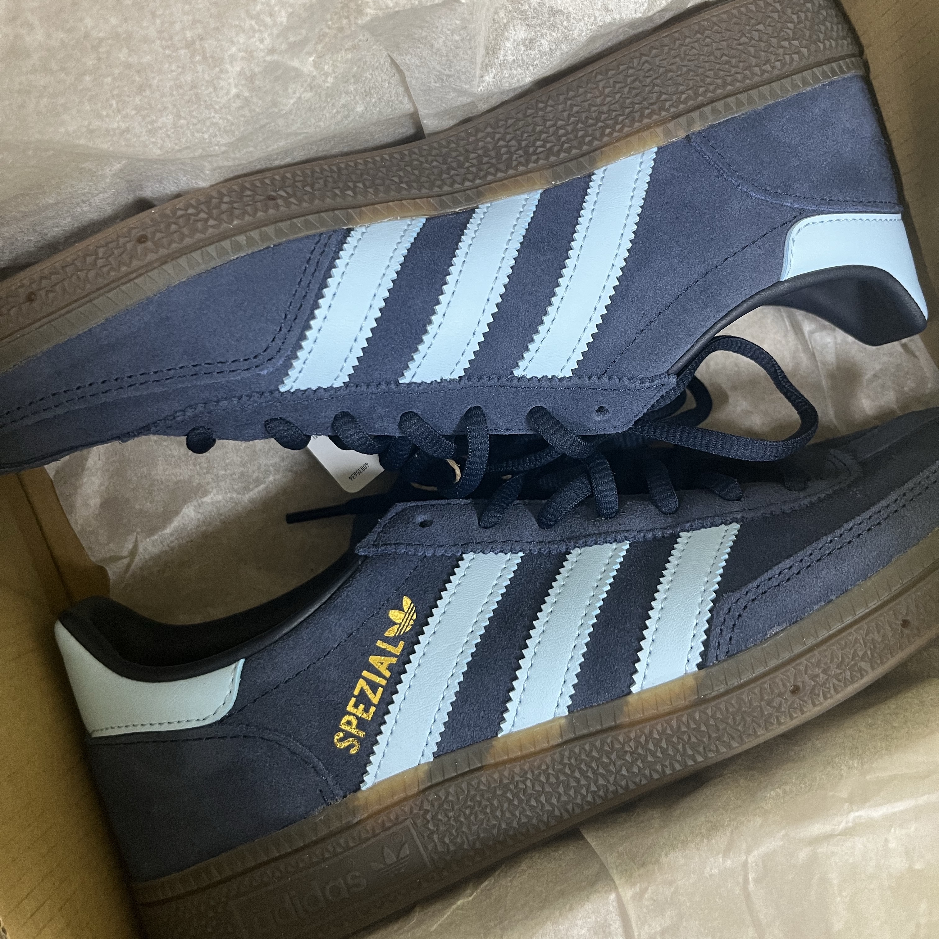 Adidas Spezial Handball Collegiate Navy 착용 스타일
