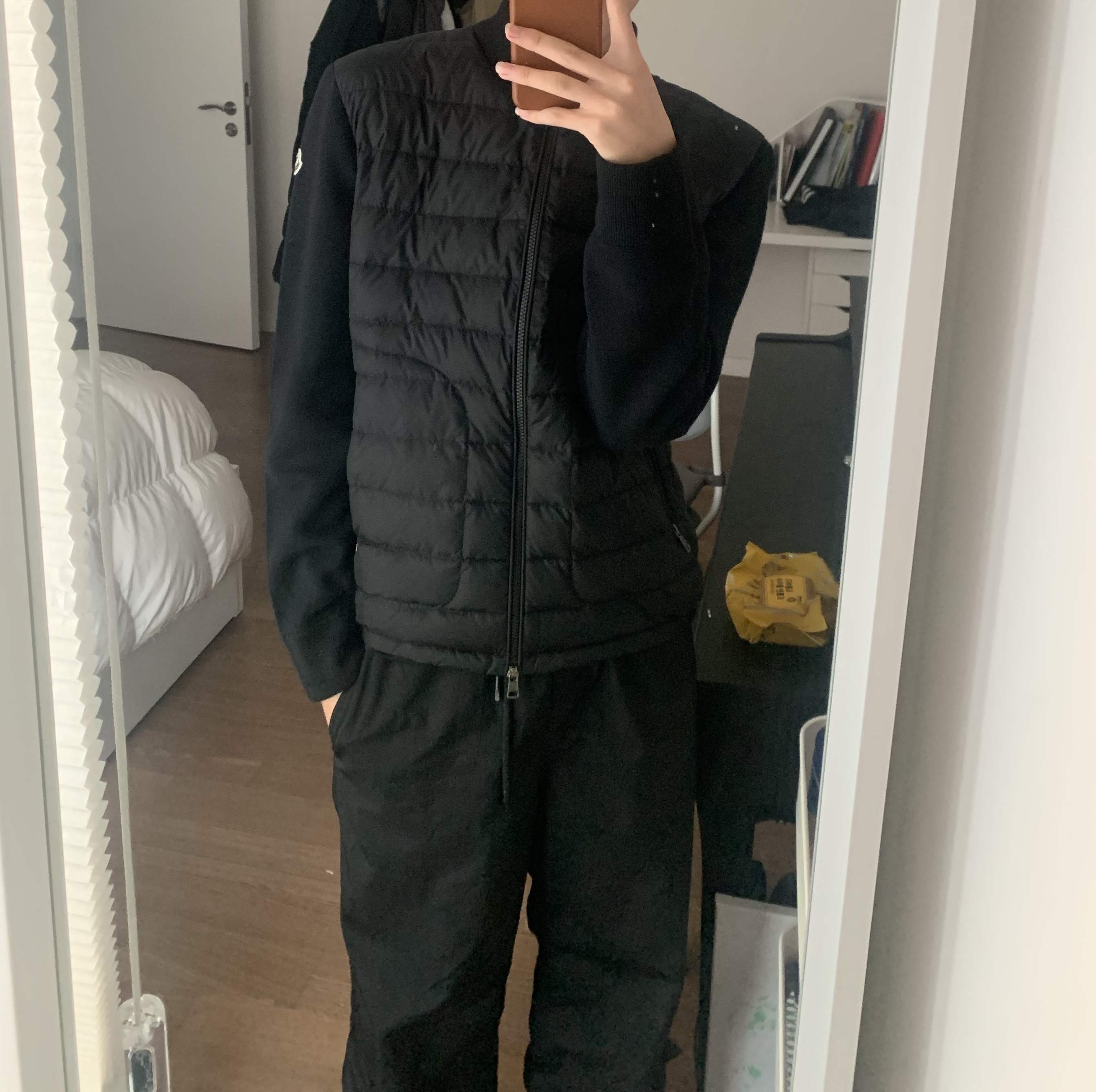 Moncler Padded Wool Cardigan Black - 23FW 착용 스타일