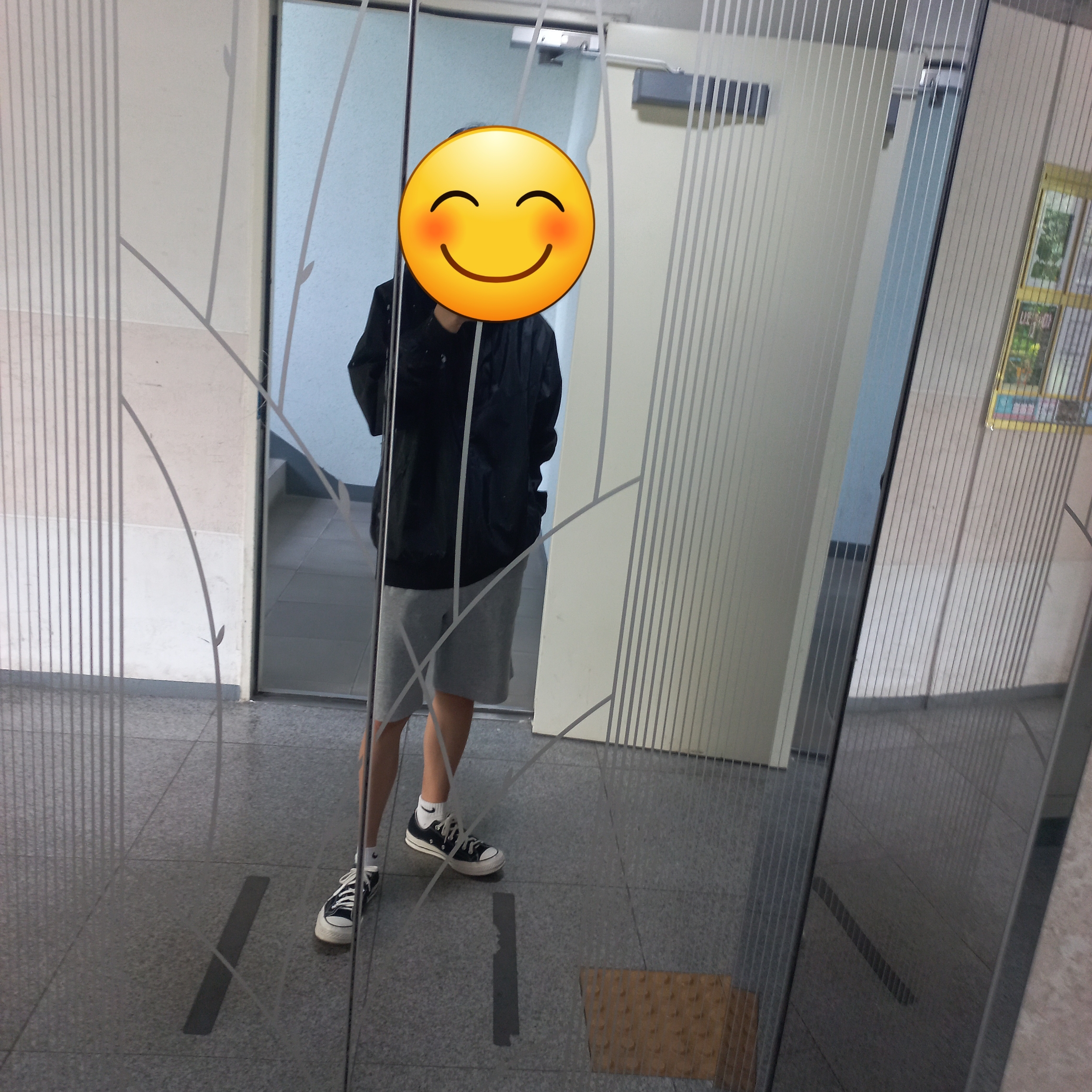 Nike NSW Windrunner Hoodie Jacket Black - Asia, Converse Chuck 70 Ox Black - Standard 착용 스타일