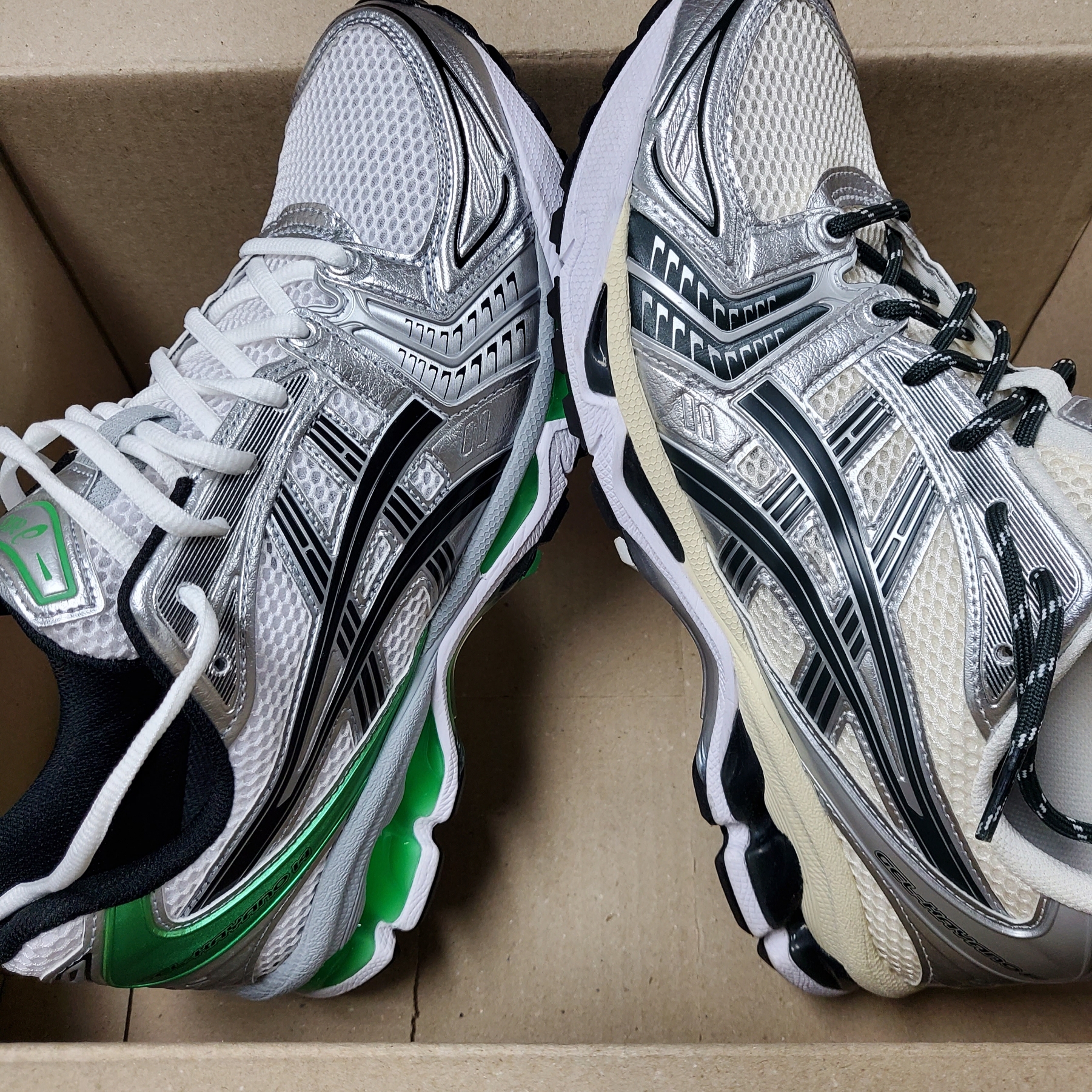 Asics Gel-Kayano 14 White Malachite Green, Asics x Kith Gel-Kayano 14 Cream Scarab 착용 스타일