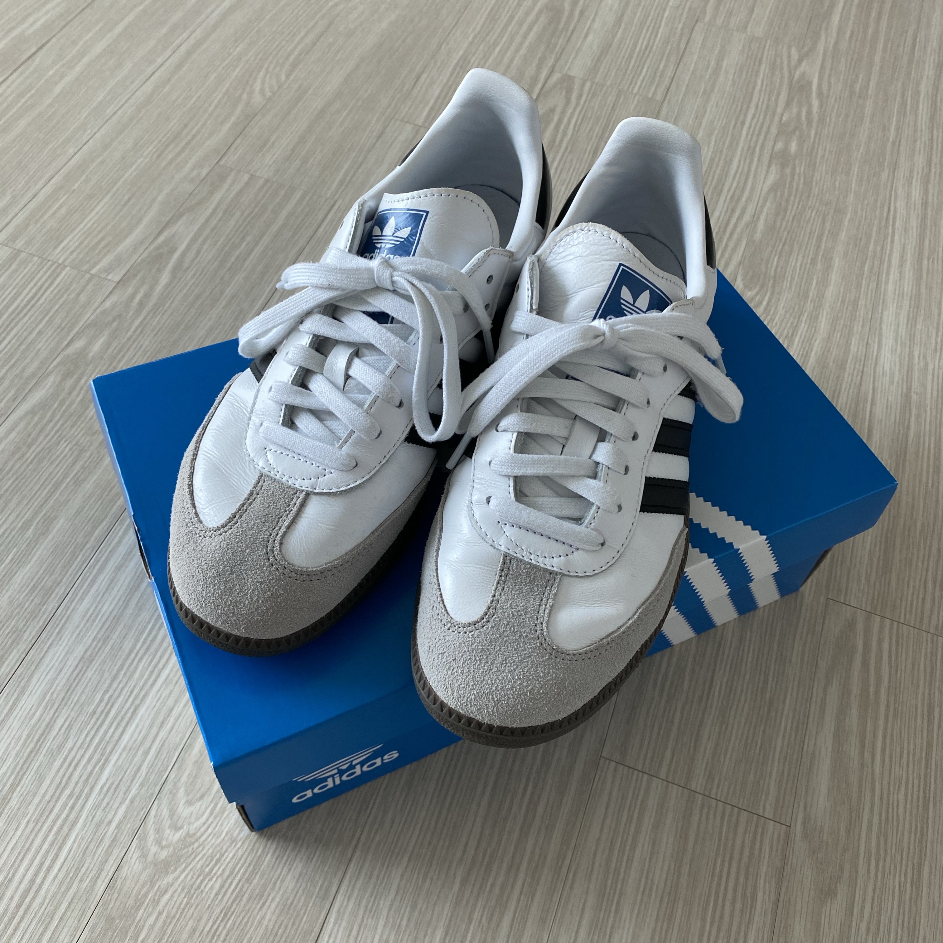 Adidas Samba OG Cloud White 착용 스타일 - 2