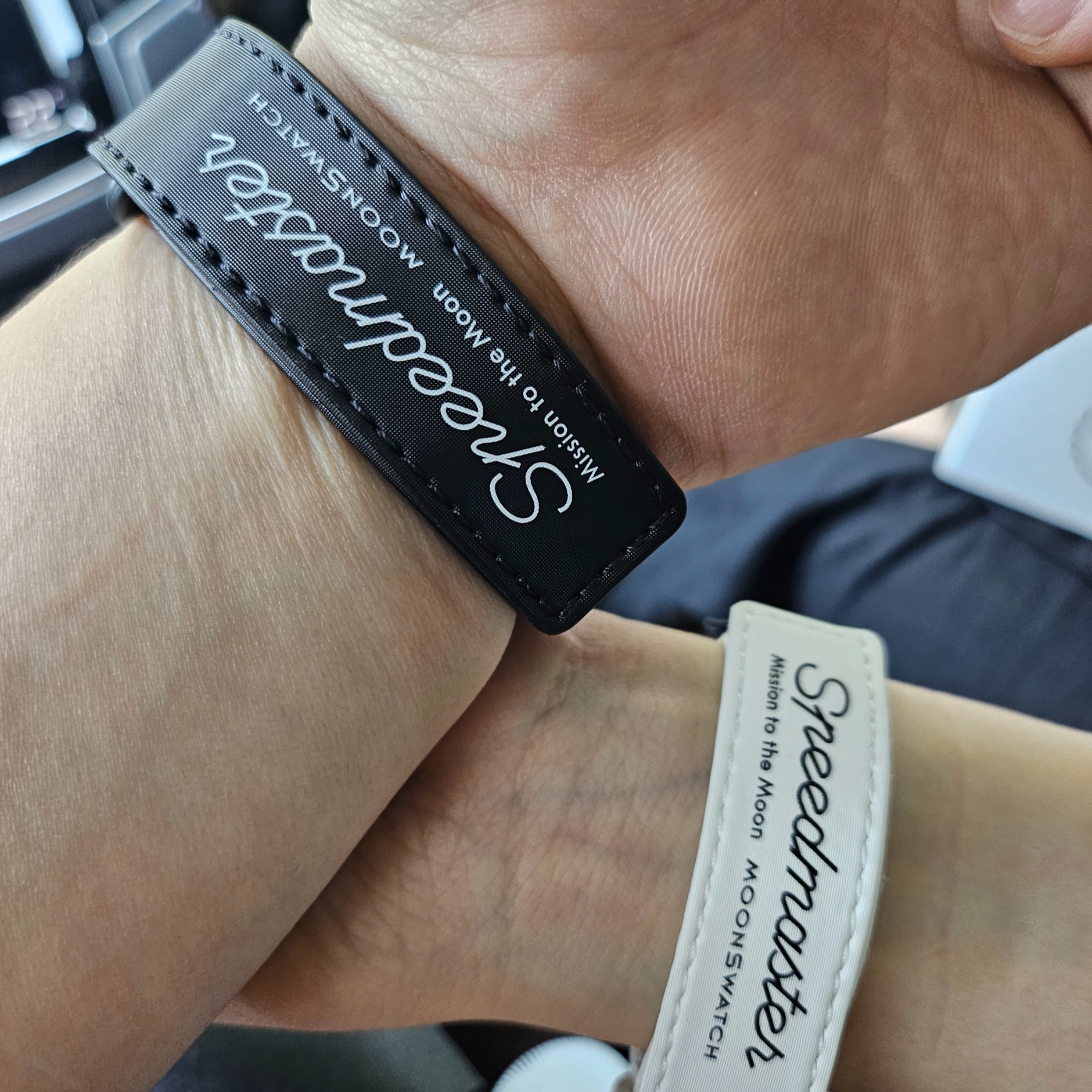 Swatch x Omega x Snoopy Bioceramic Moonswatch Mission To The Moonphase Full Moon 착용 스타일 - 2