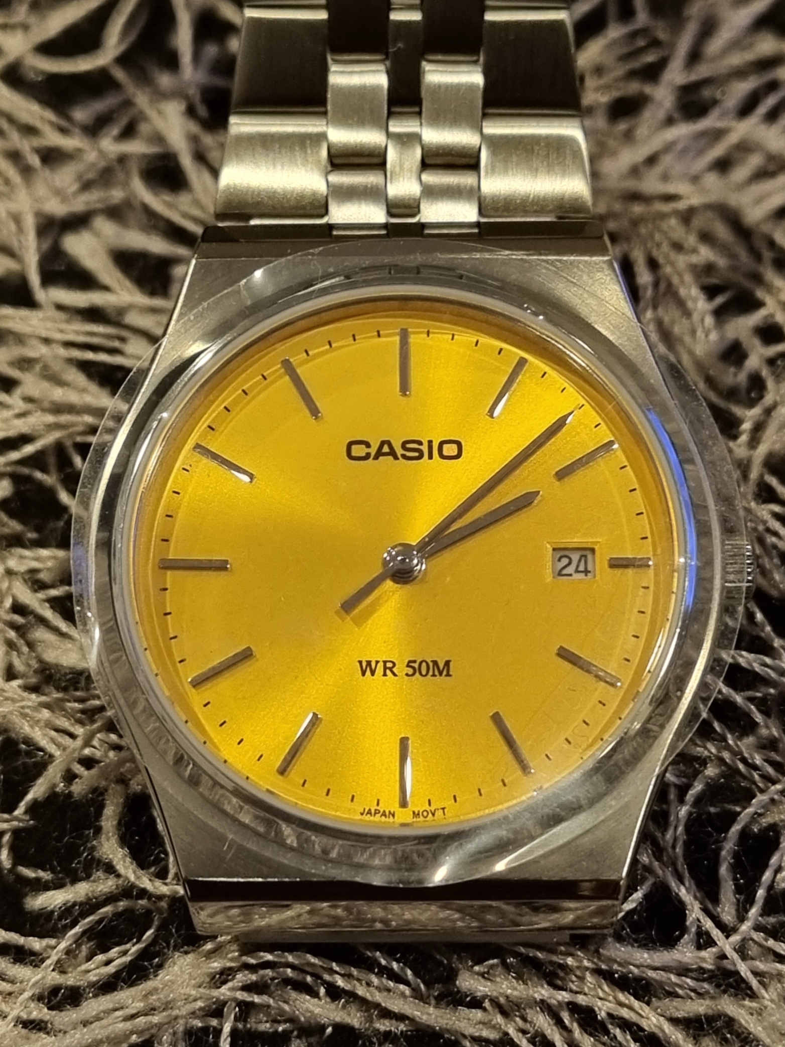 Casio MTP-B145D-9AV 착용 스타일 - 3