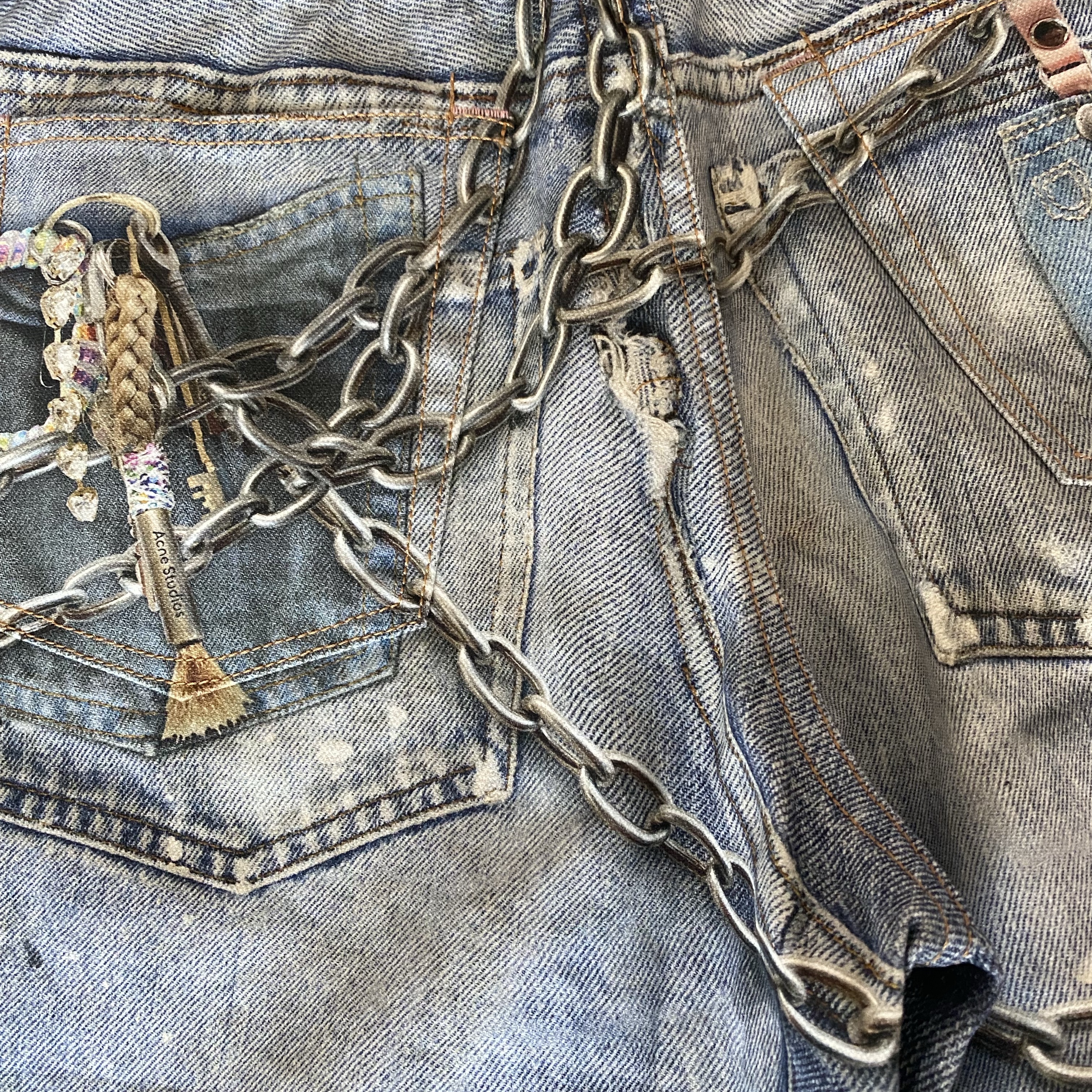 (W) Acne Studios Baggy Fit Jeans 1981F Mid Blue 착용 스타일 - 4
