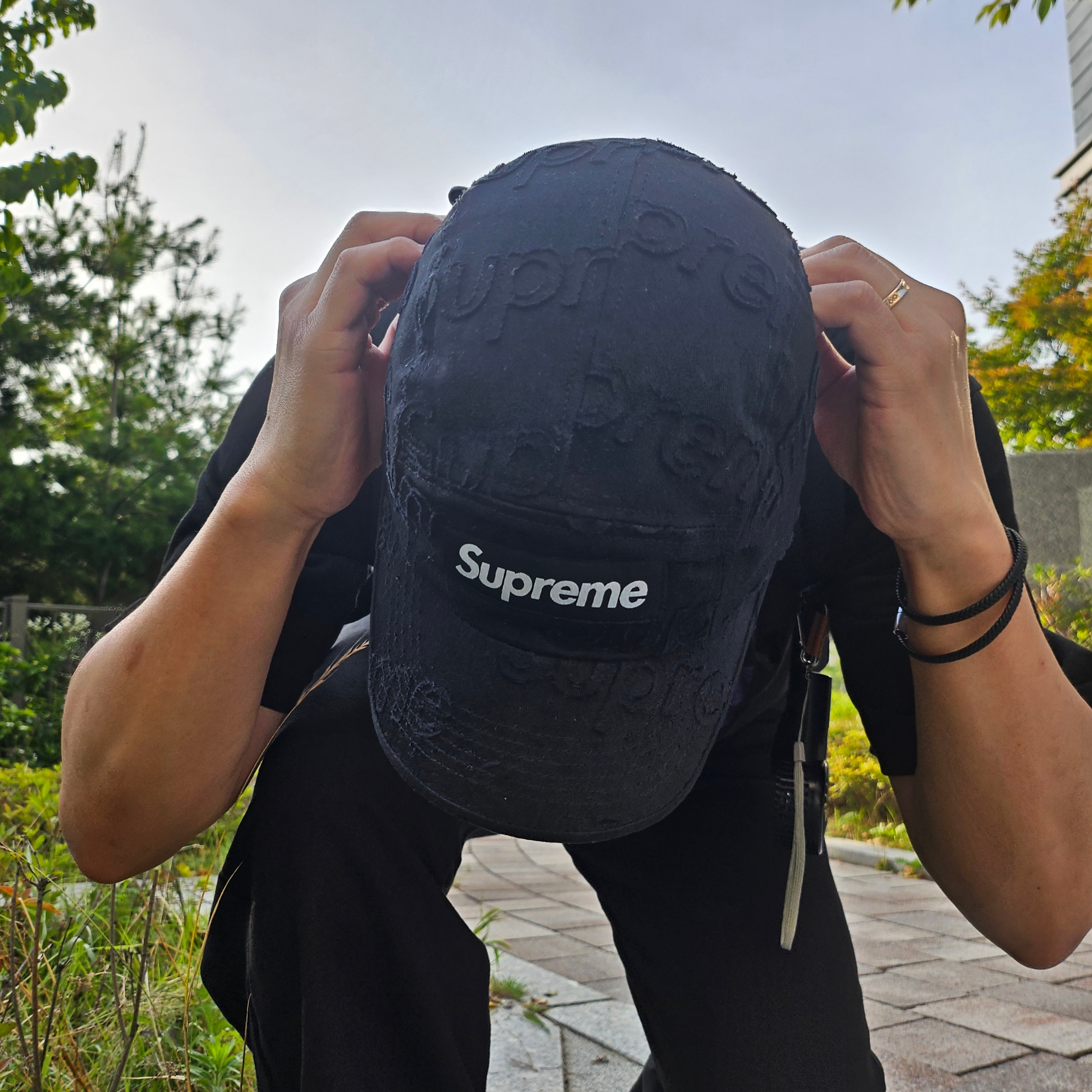 Supreme Lasered Twill Camp Cap Black - 23SS, Puma Speedcat OG Sparco Black White 착용 스타일 - 4