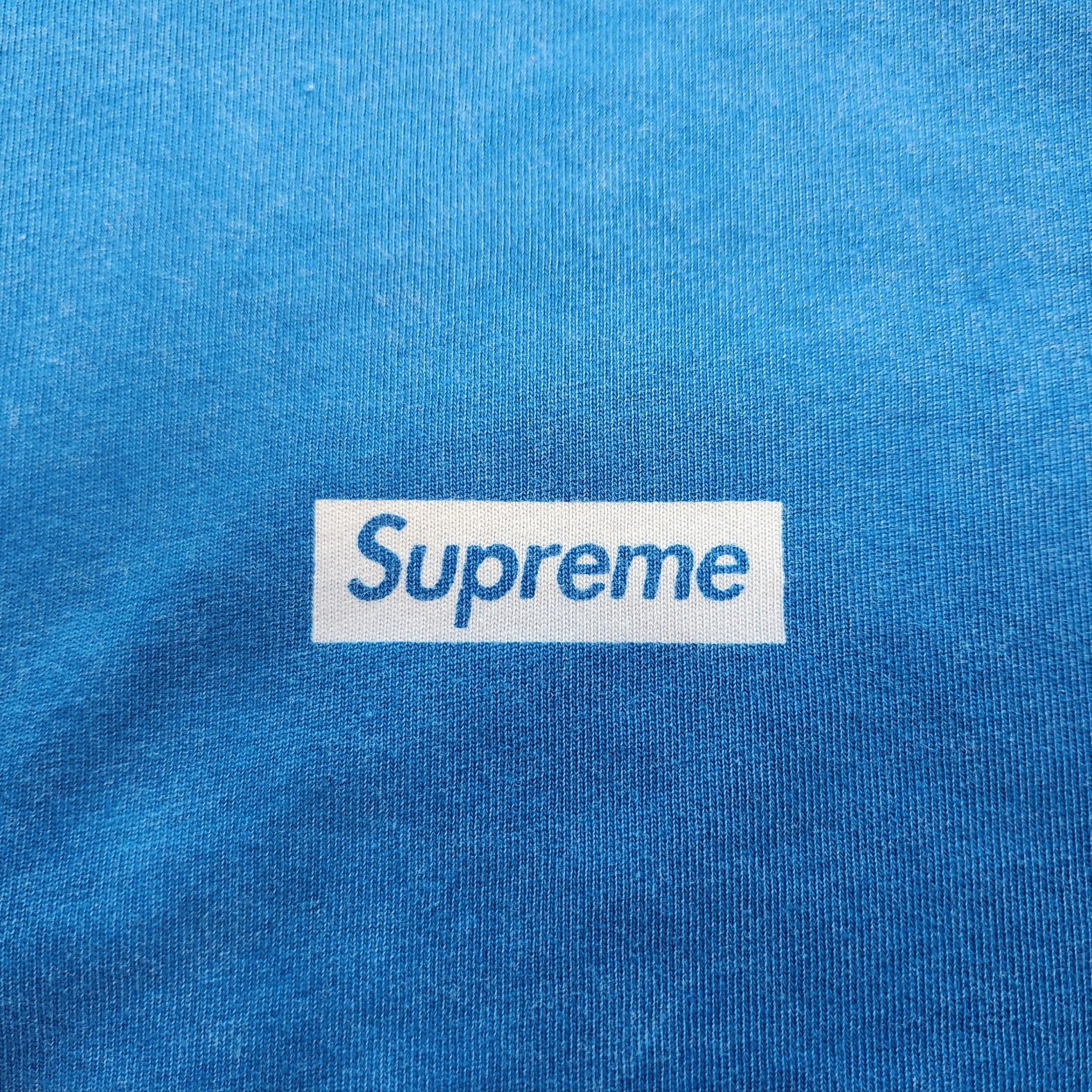 Supreme Overprint Small Box S/S Top Blue - 24SS, Supreme x Champion Mesh Short Red - 24SS 착용 스타일 - 2