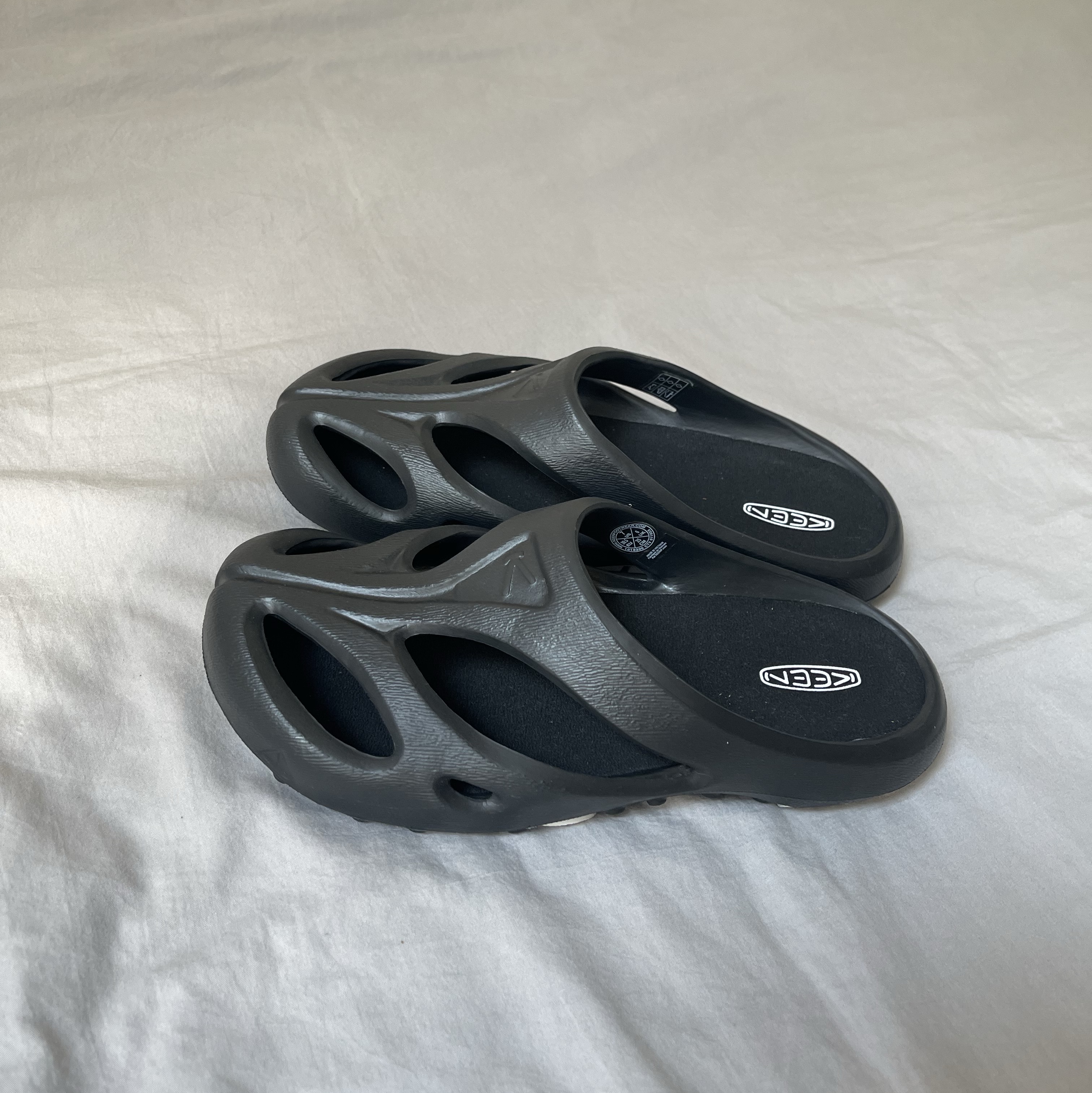 (W) Keen Shanti Black Dawn Blue 착용 스타일 - 3