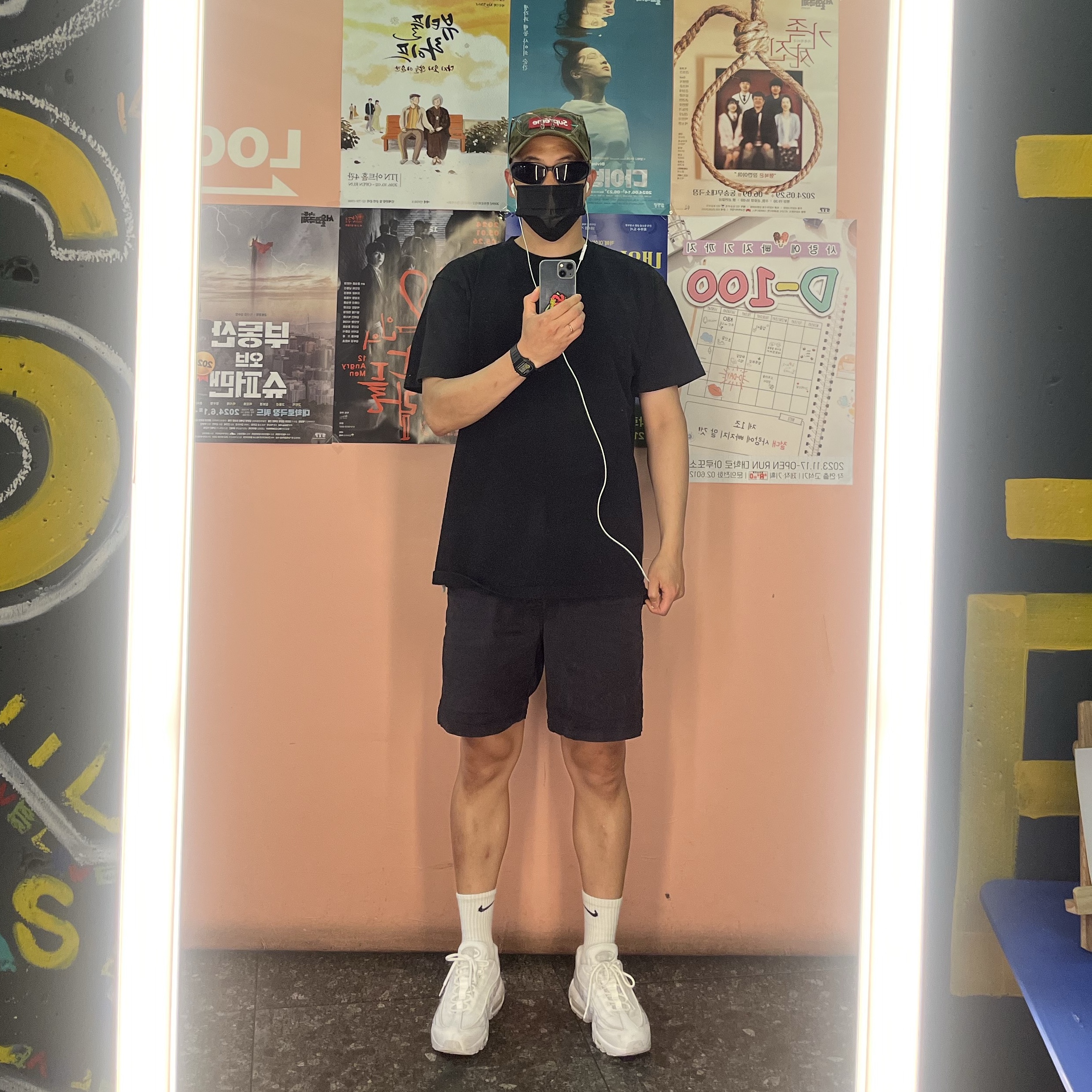 Supreme Military Camp Cap Flecktarn Camo - 23FW, Nike Air Max 95 Essential Triple White 착용 스타일