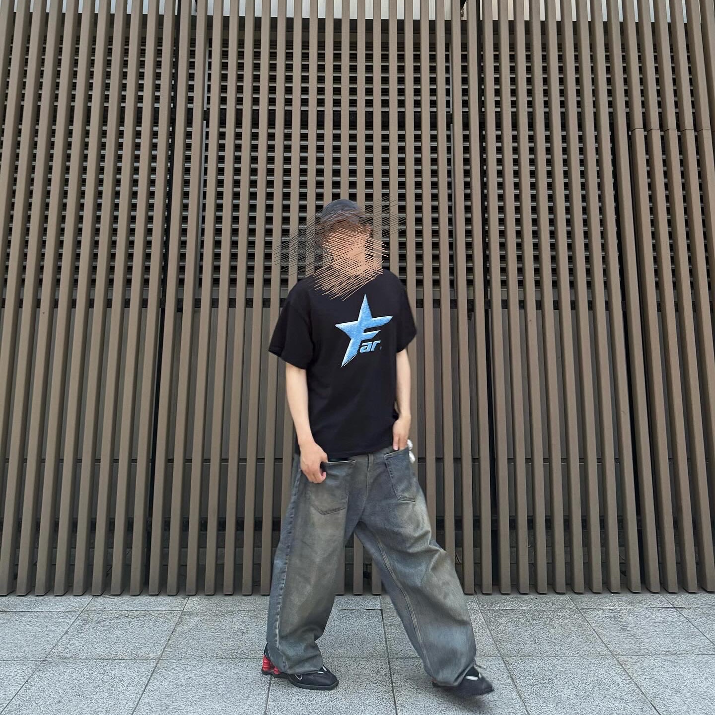 Project G/R Coated Backward Denim Pants Blue, Nike x Martine Rose Shox MR4 Black 착용 스타일 - 2