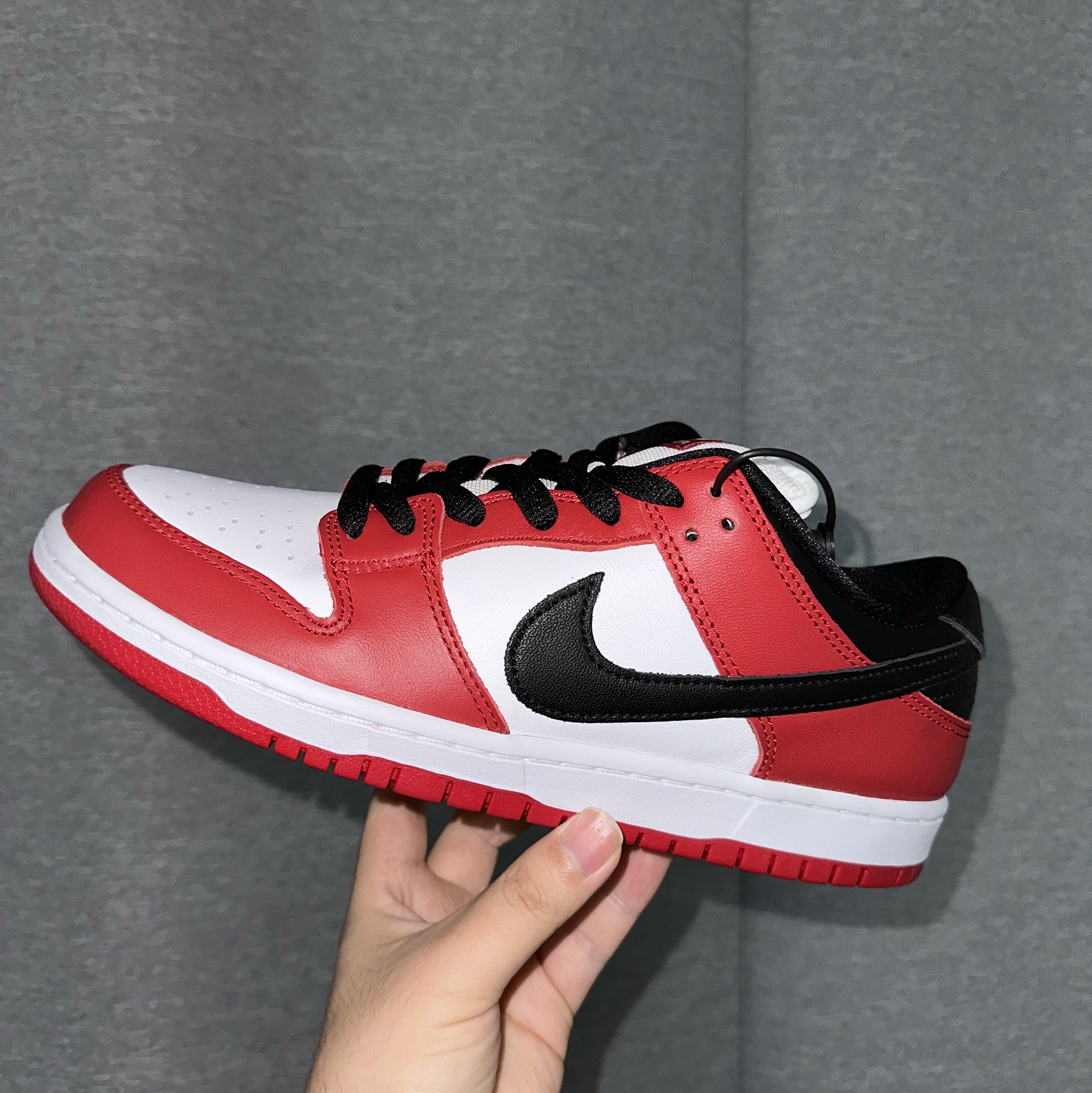 Nike SB Dunk Low Pro Chicago 착용 스타일