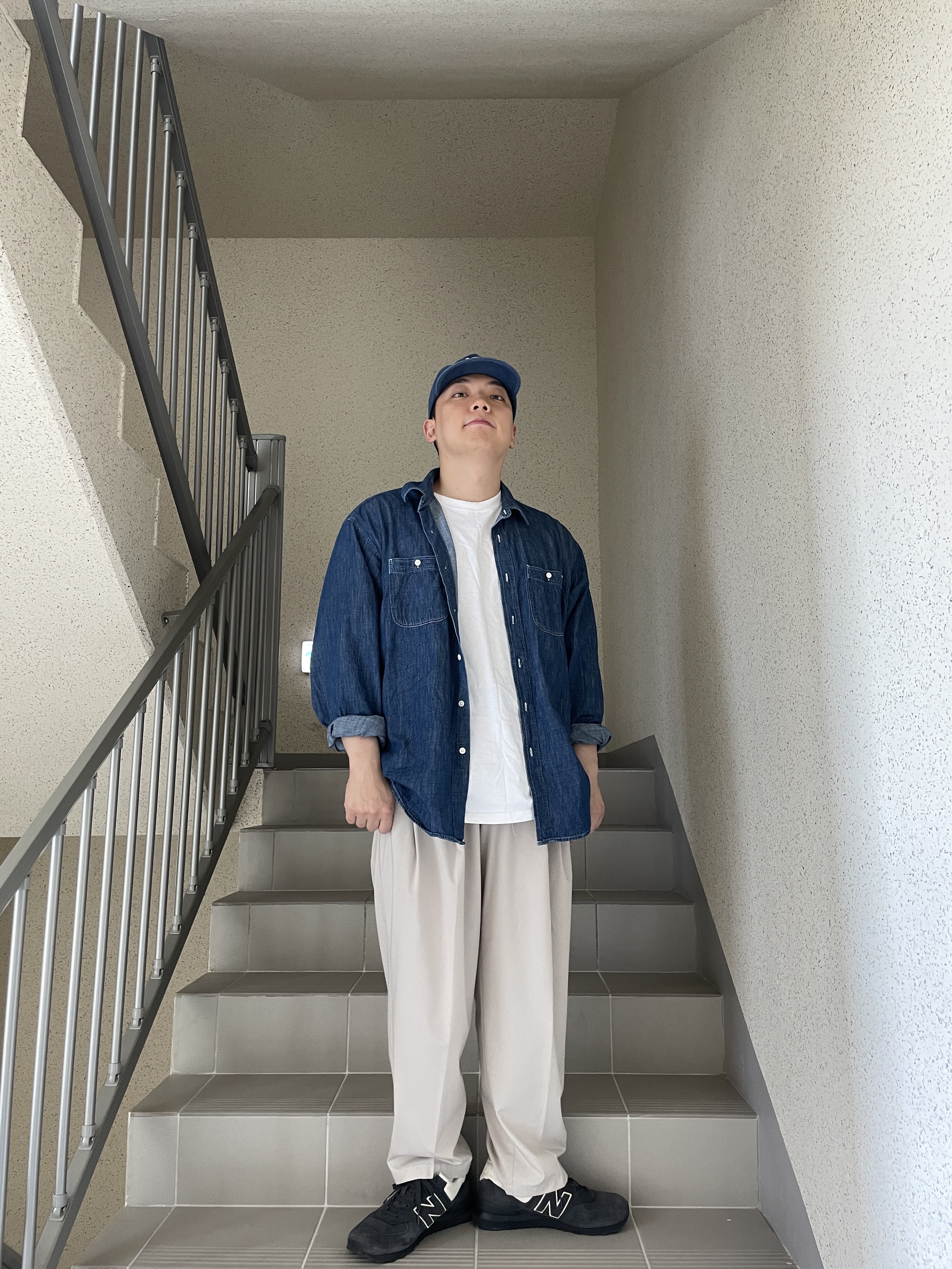 New Balance x Comme des Garcons Junya Watanabe Man 574 Suede Grey Off White 착용 스타일 - 4