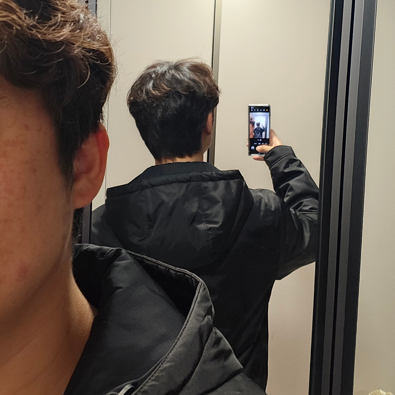 Prada Re-Nylon Jacket Black 착용 스타일 - 2