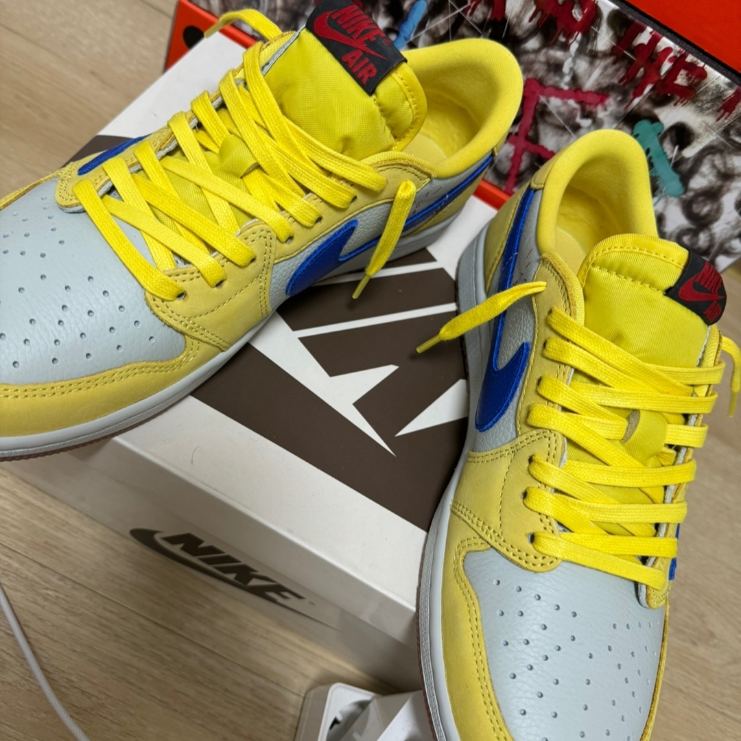 (W) Jordan 1 x Travis Scott Retro Low OG SP Canary 착용 스타일