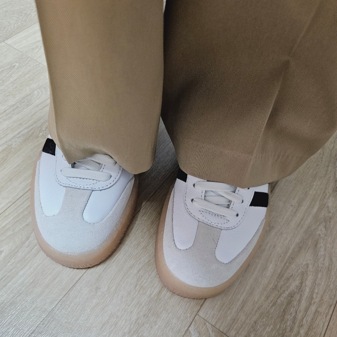 (W) Adidas Sambae White Black 착용 스타일