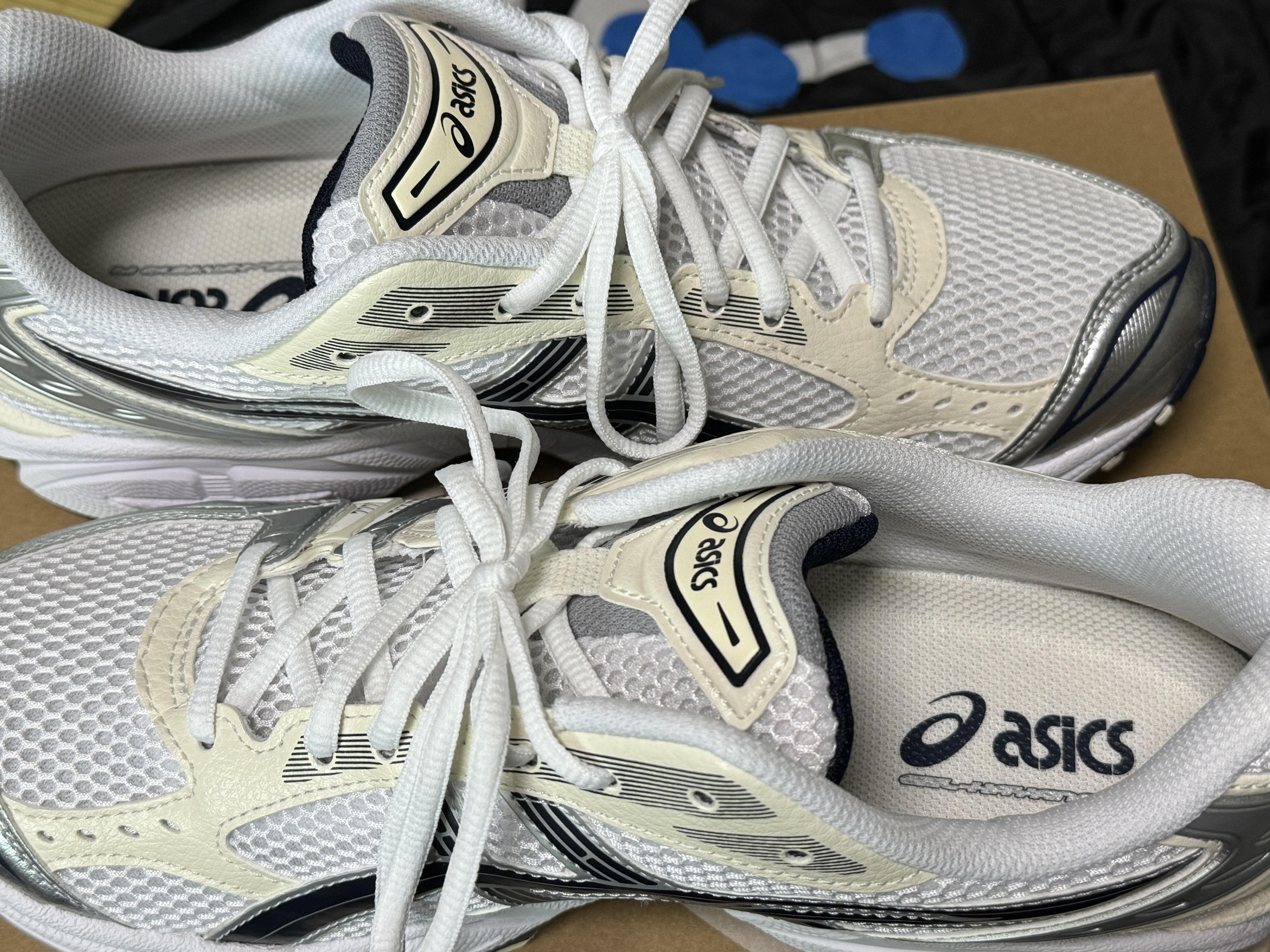 (W) Asics Gel-Kayano 14 White Midnight 착용 스타일 - 3
