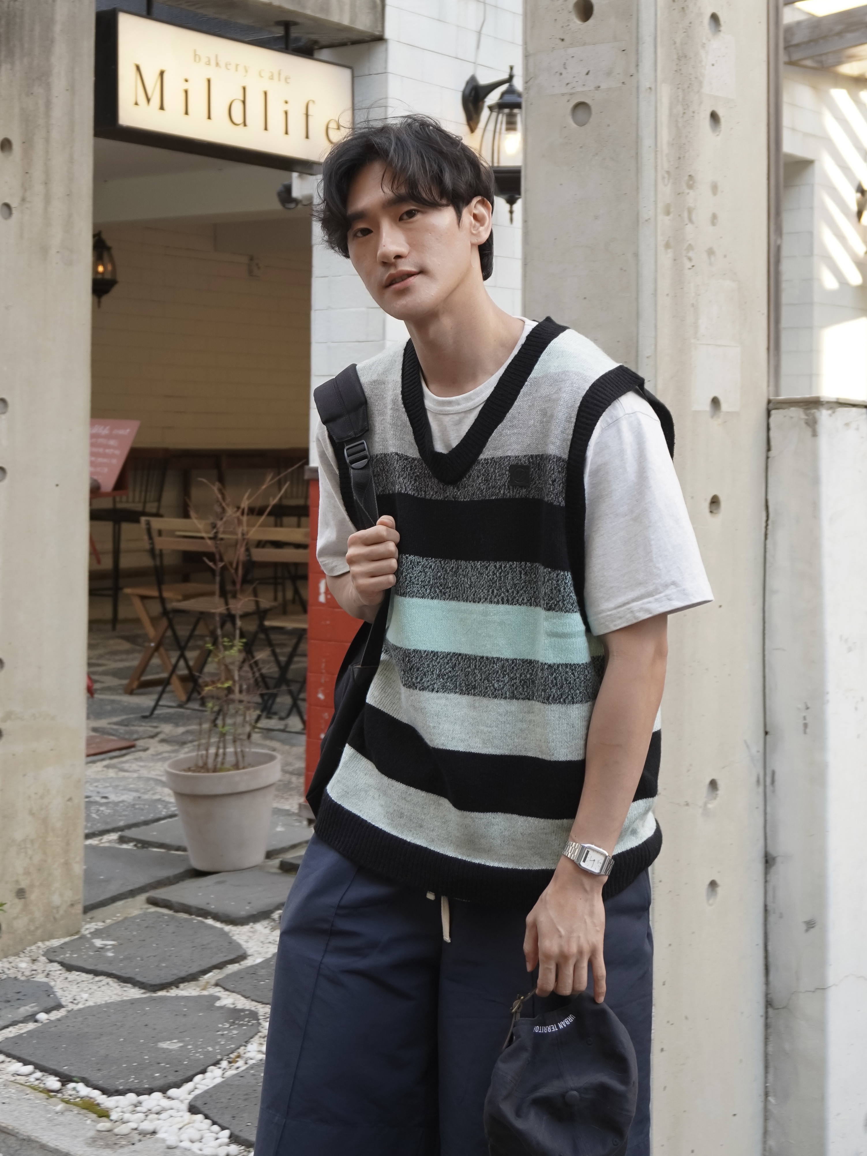 Porter x Comme des Garcons Backpack L Black 착용 스타일 - 1