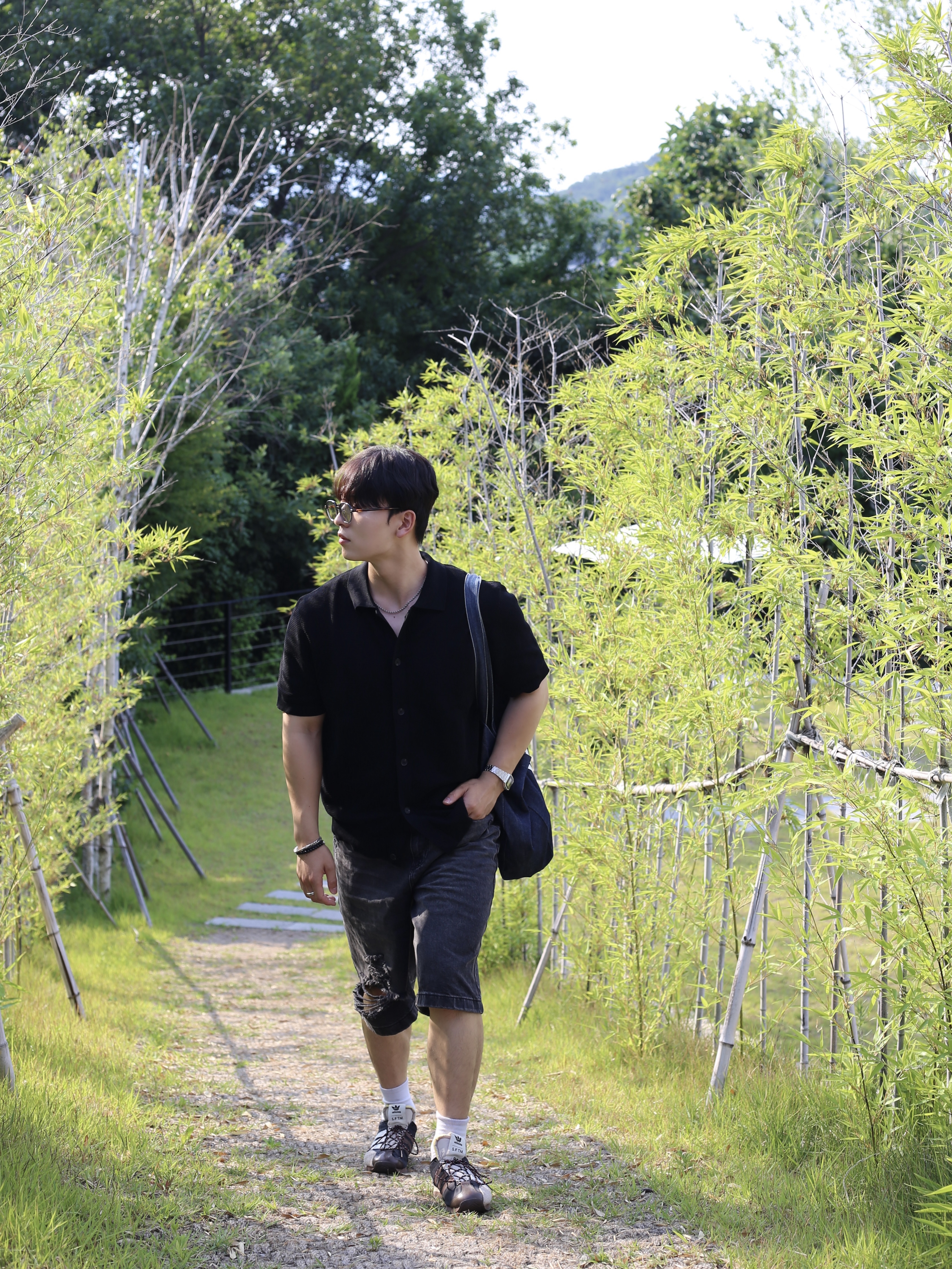 A.P.C. Daniela Shopping Bag Indigo, Casio A-158WA-1 착용 스타일 - 3