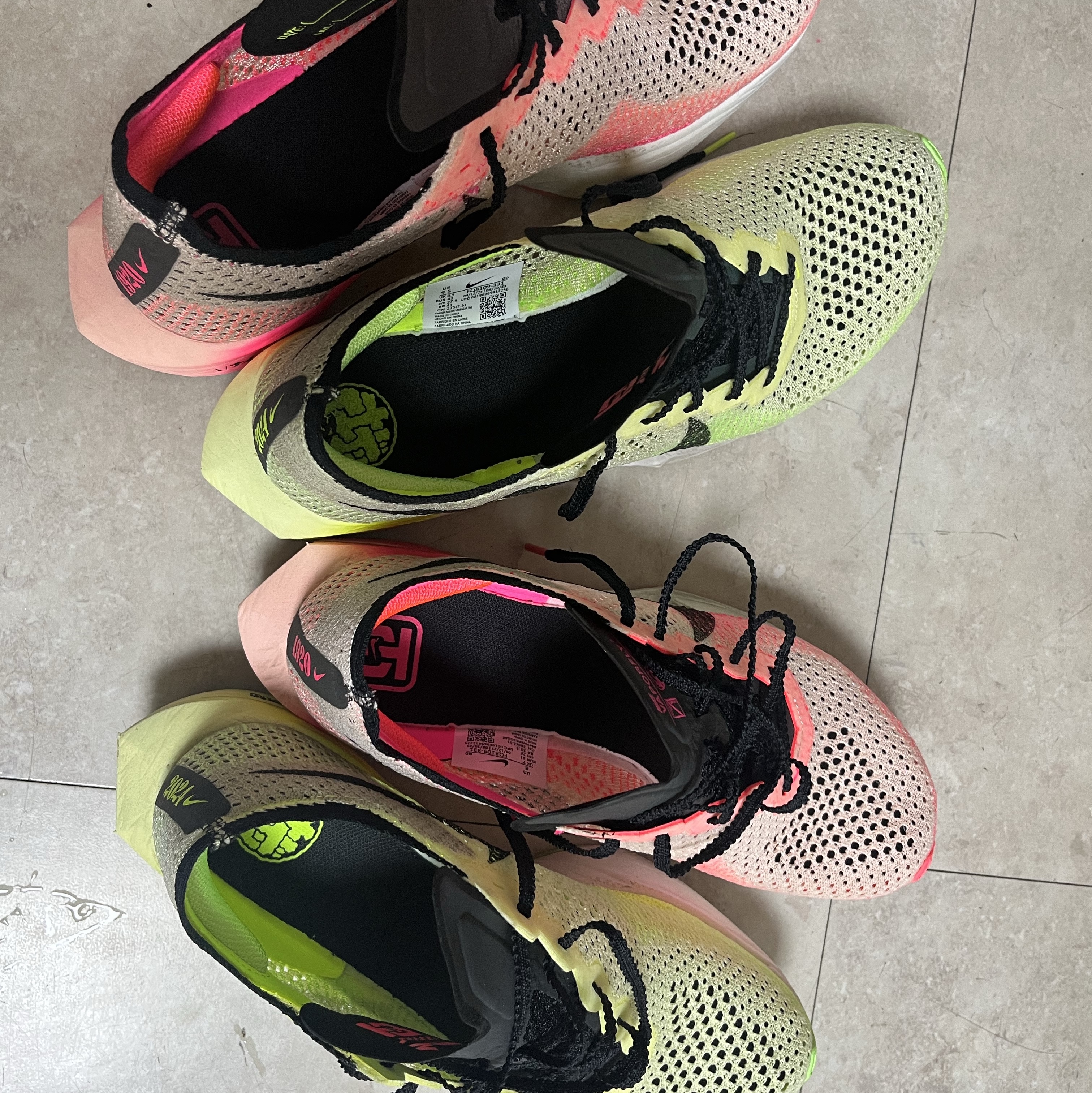 Nike ZoomX Vaporfly Next% 3 FK Luminous Green Black 착용 스타일