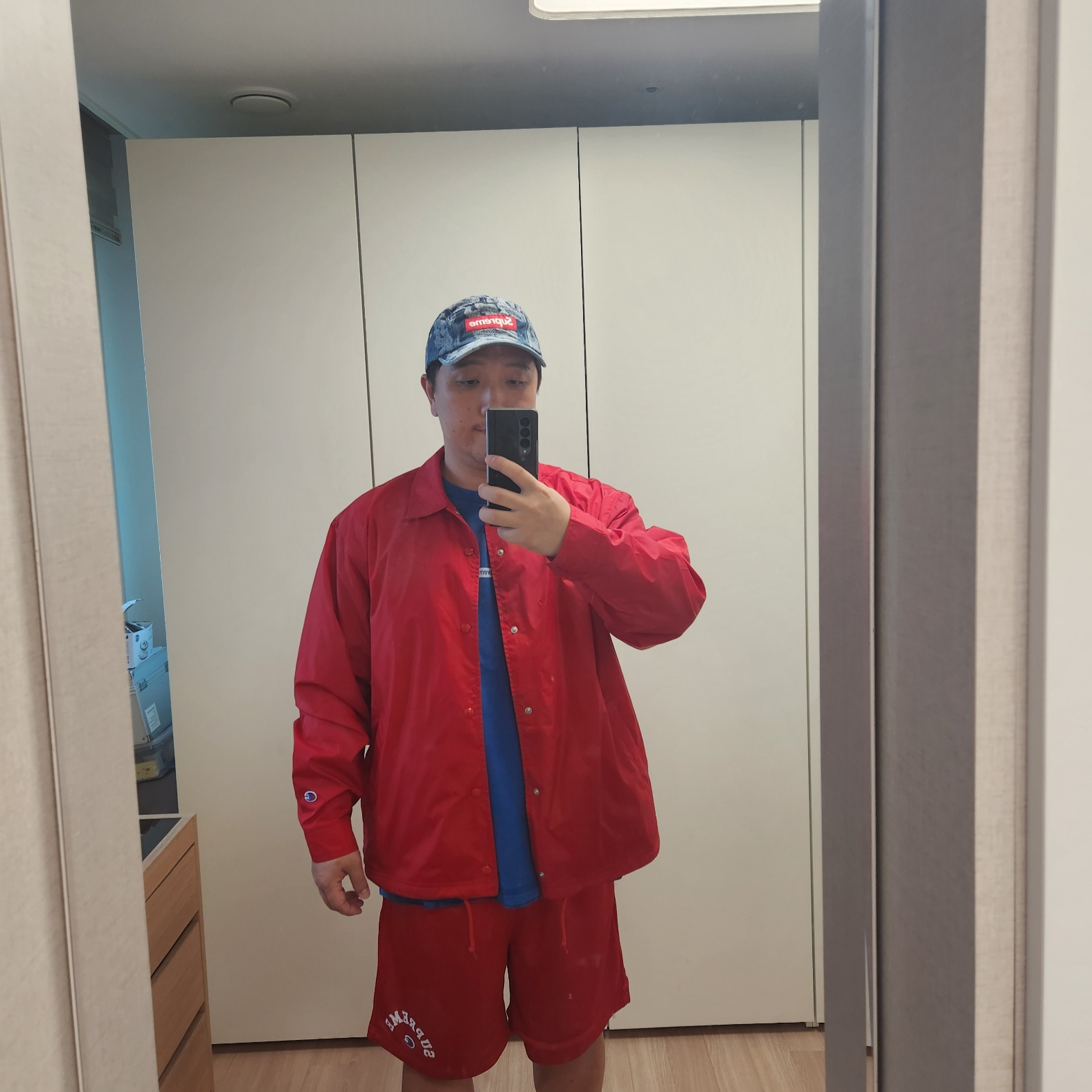 Supreme x Champion Mesh Short Red - 24SS, Supreme x Champion Coaches Jacket Red - 24SS 착용 스타일 - 5