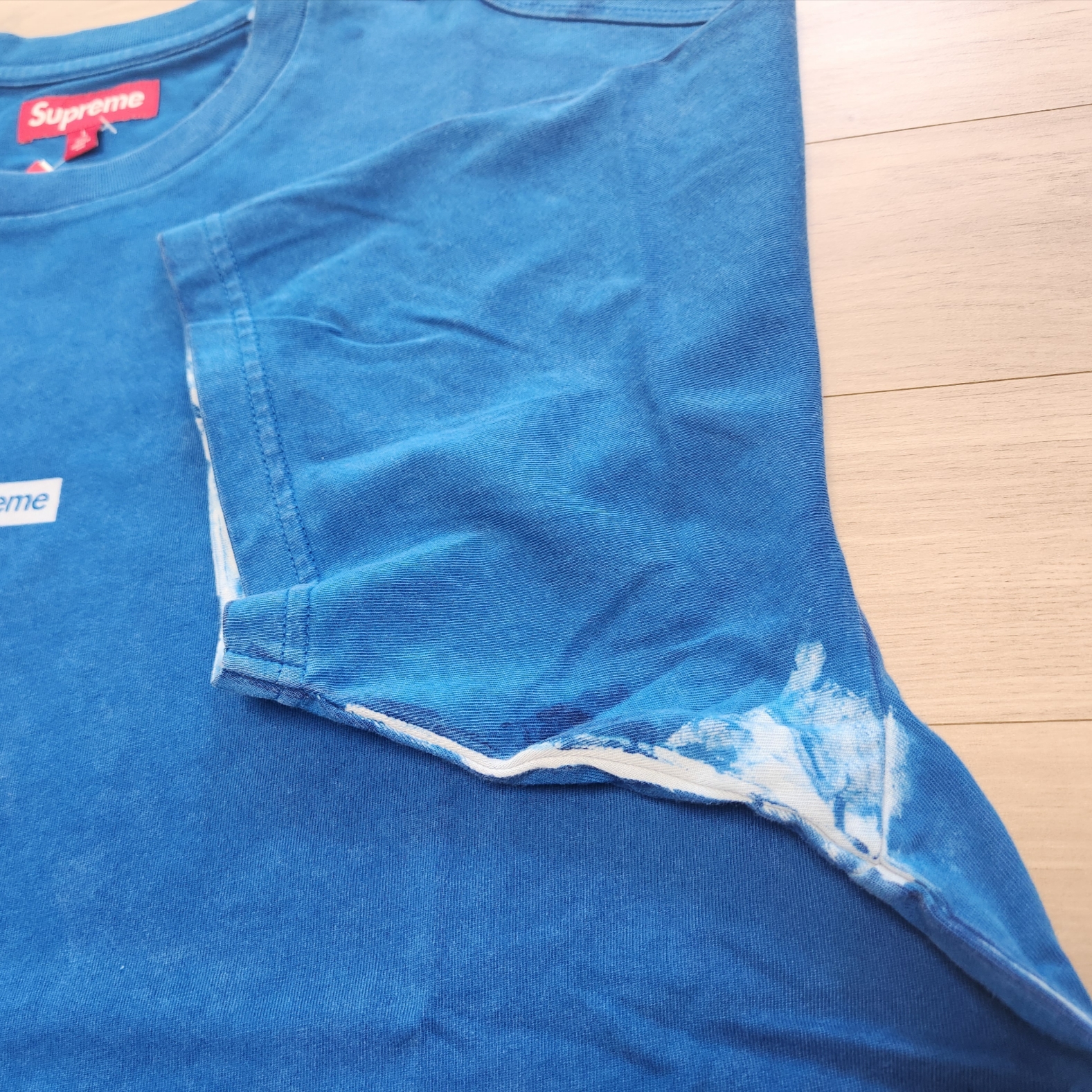 Supreme Overprint Small Box S/S Top Blue - 24SS, Supreme x Champion Mesh Short Red - 24SS 착용 스타일 - 3