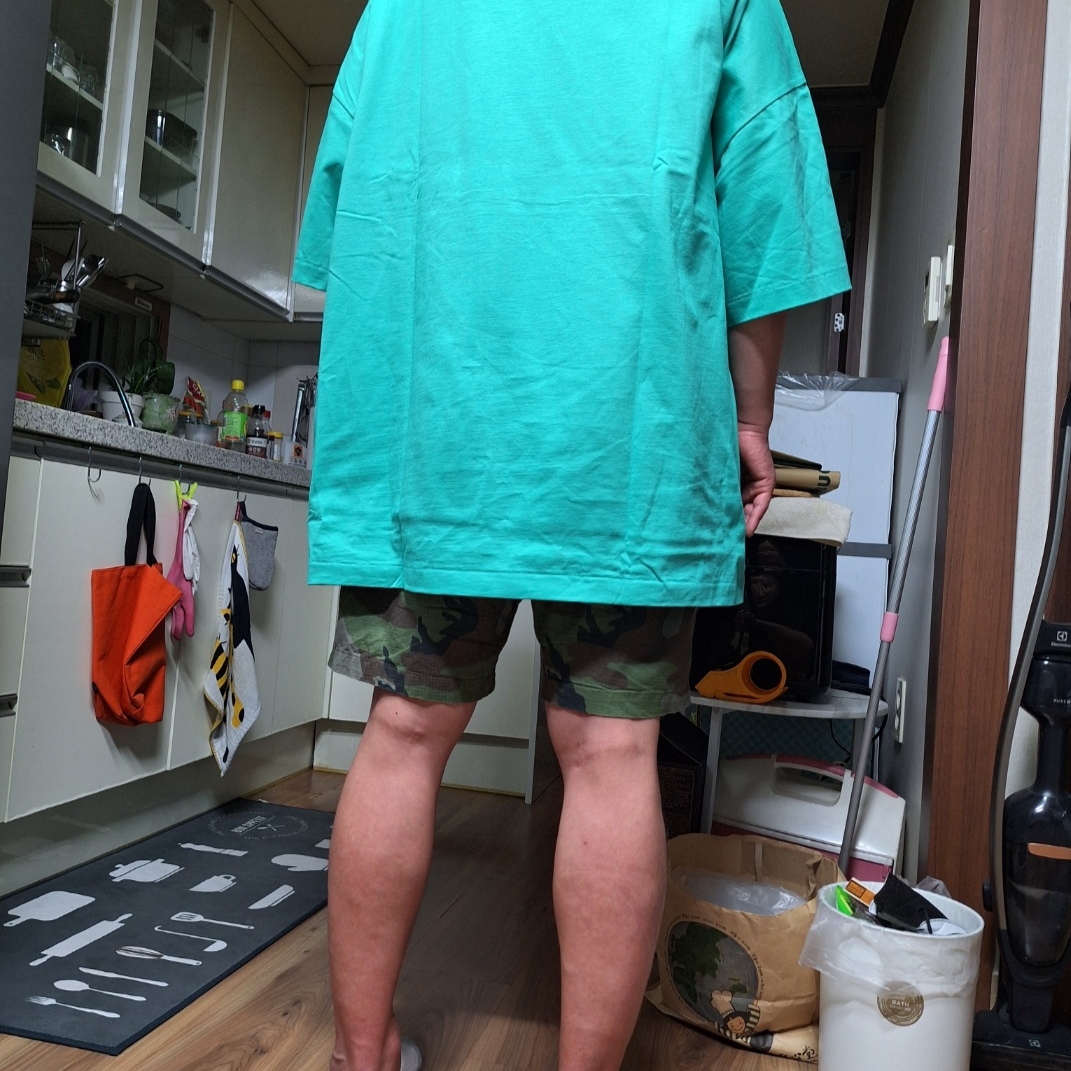 Essentials SS T-Shirt Mint Leaf - 24SS 착용 스타일 - 4
