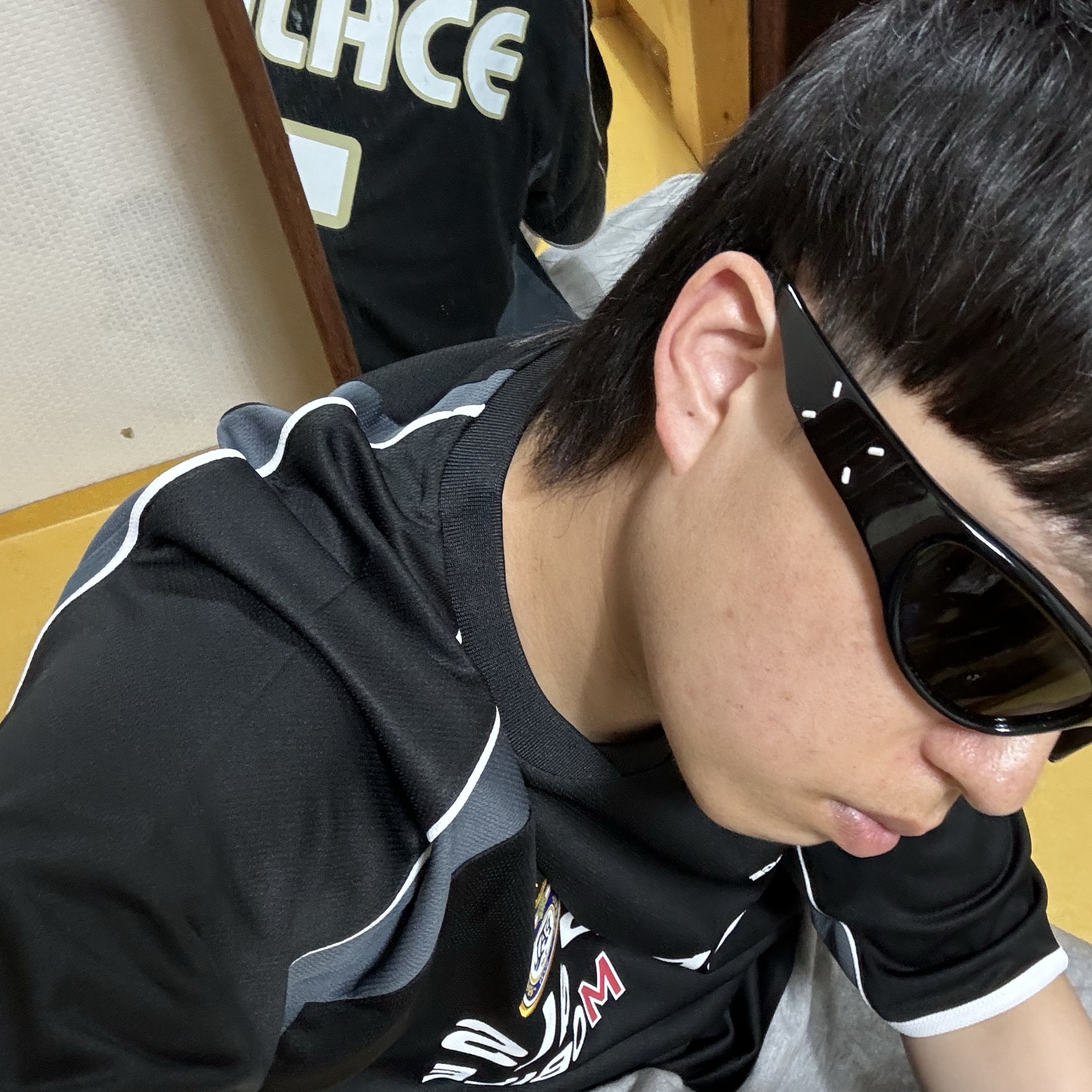 Palace Pen Pals Jersey Black - 24SS, Gentle Monster x Maison Margiela MM003 Black Black 착용 스타일
