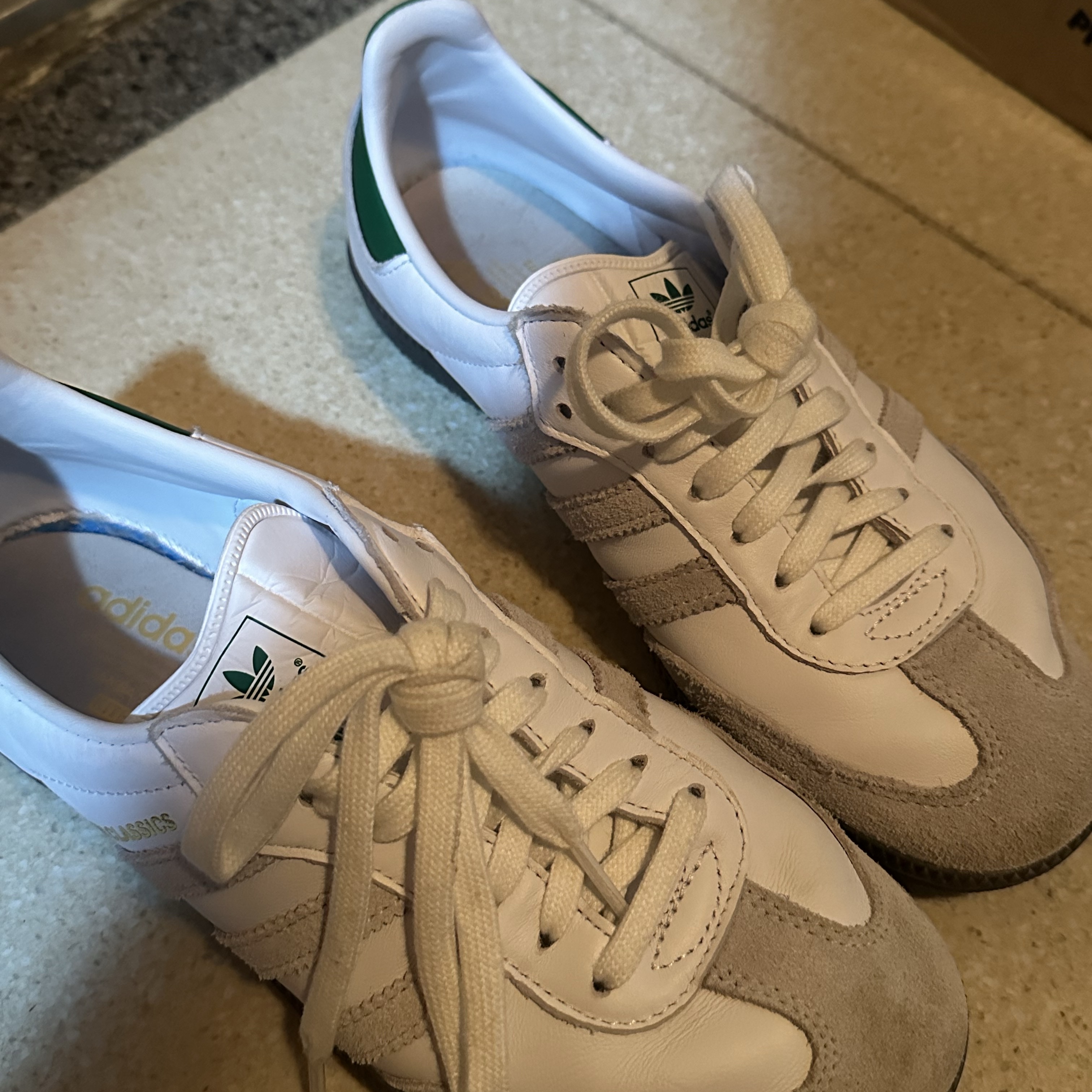 Adidas x Kith Samba OG Classics Program 착용 스타일 - 1