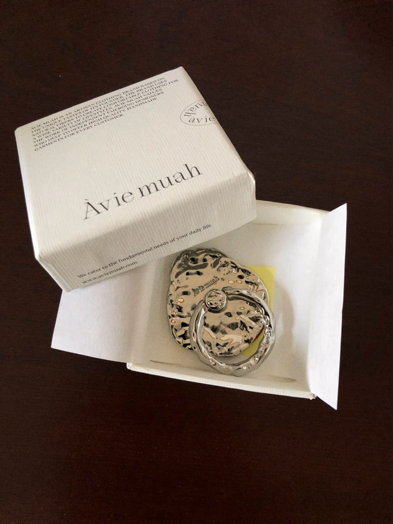 Aviemuah Ave Phone Knob Rhodium 착용 스타일 - 3